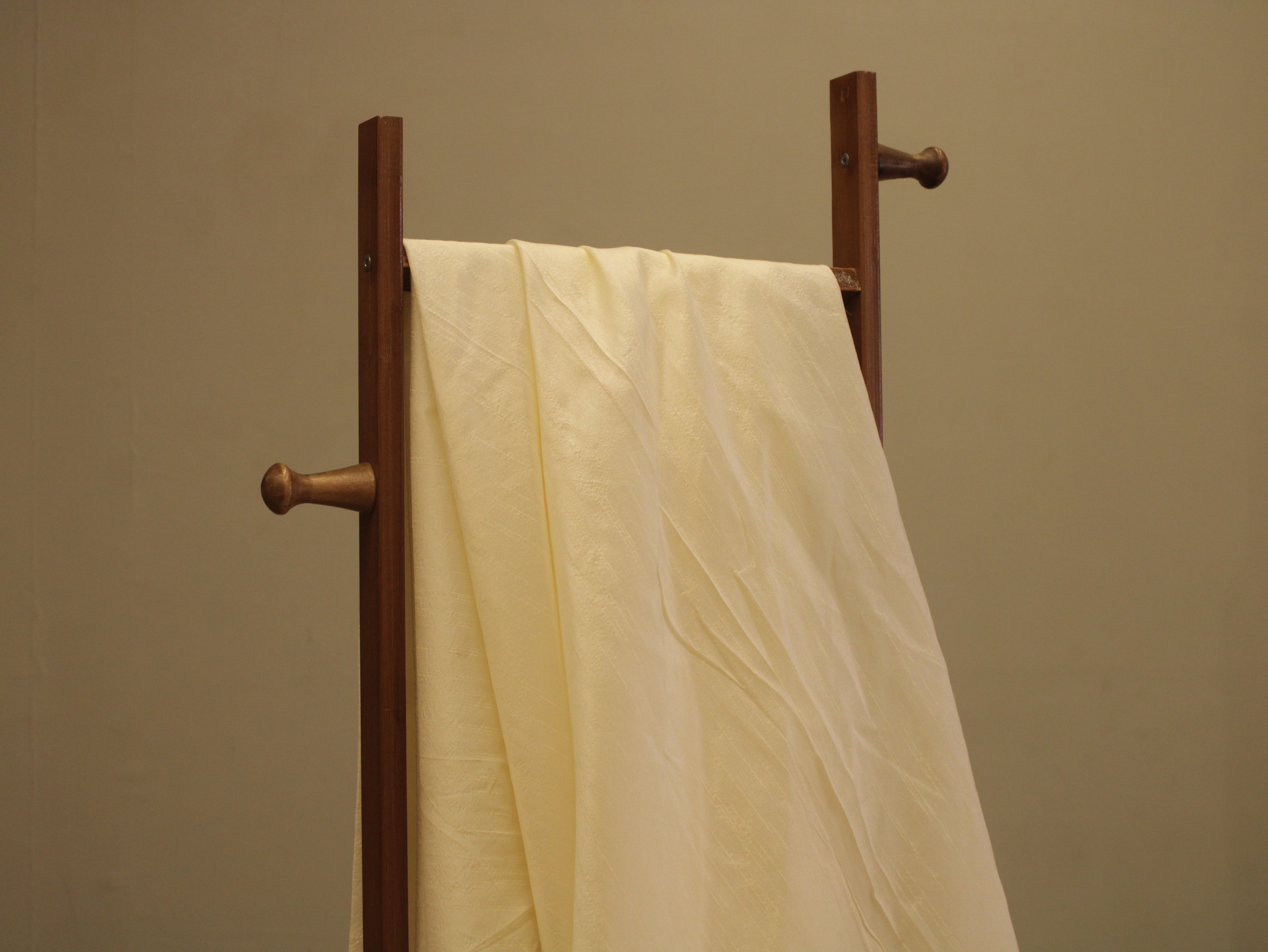 Plain Dyed Raw/Dupion Silk Fabric - Cream