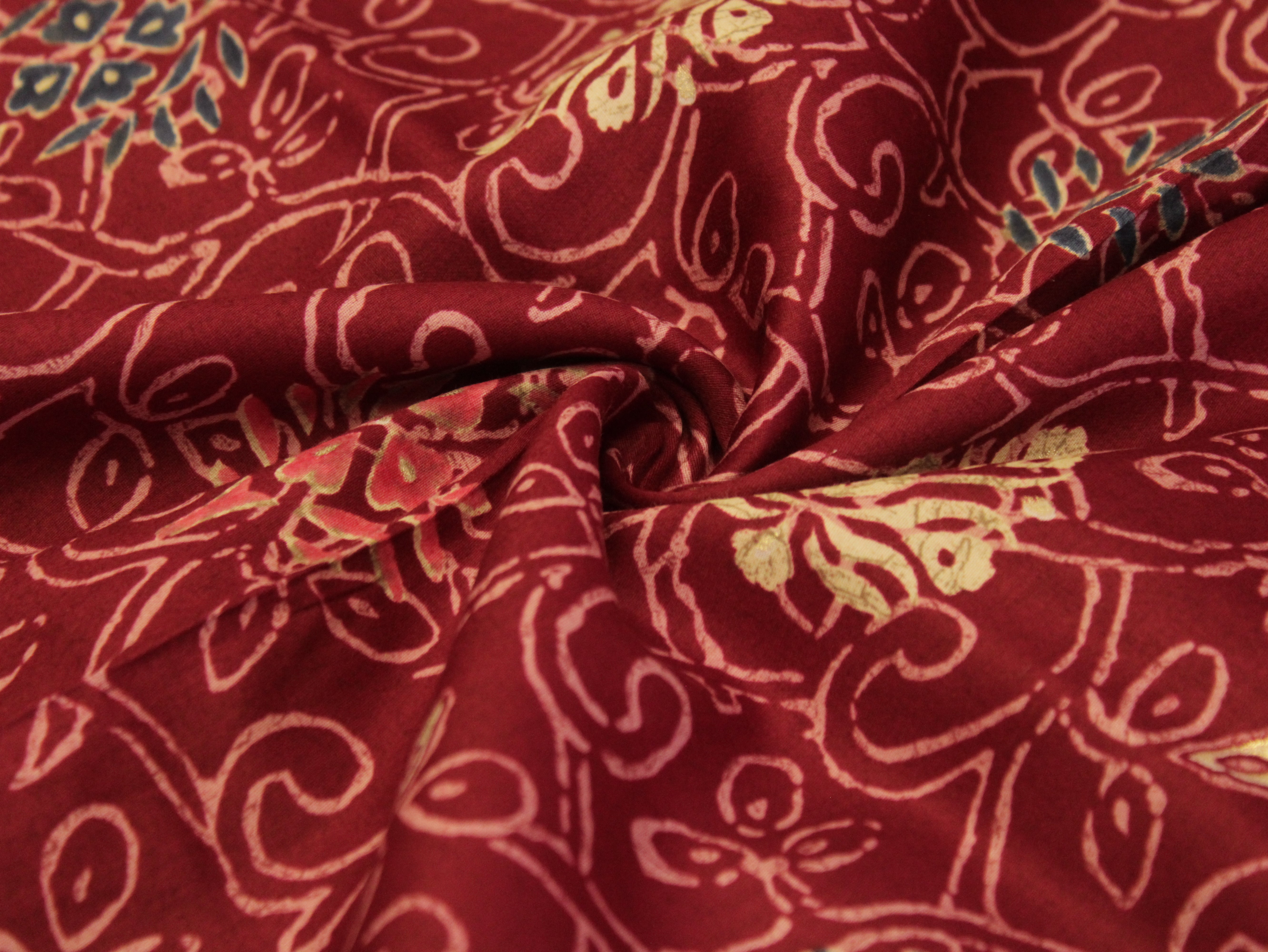 Premium Giza Pure Cotton Print Fabric - Maroon
