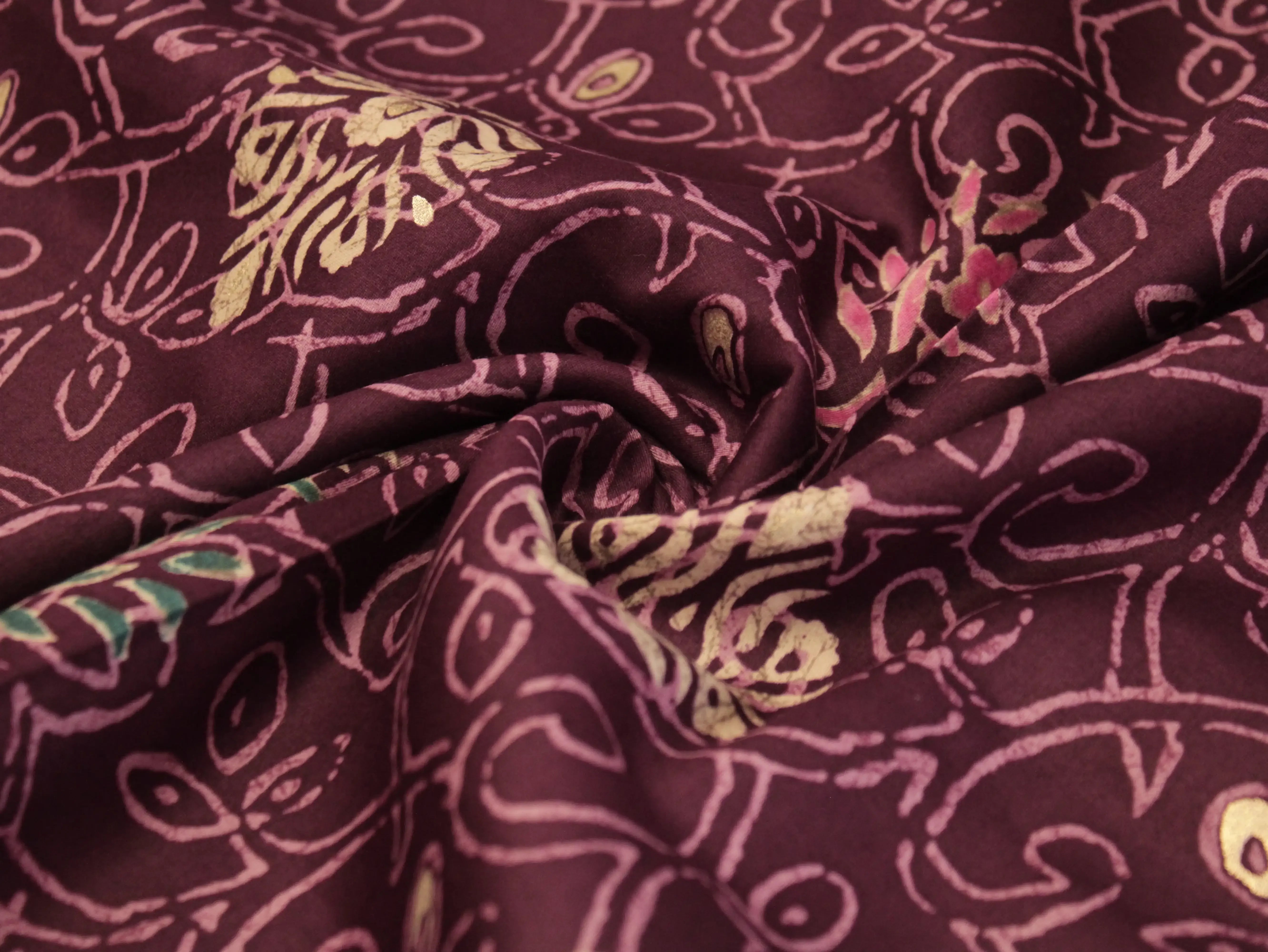 Premium Giza Pure Cotton Print Fabric - Wine - M'Foks