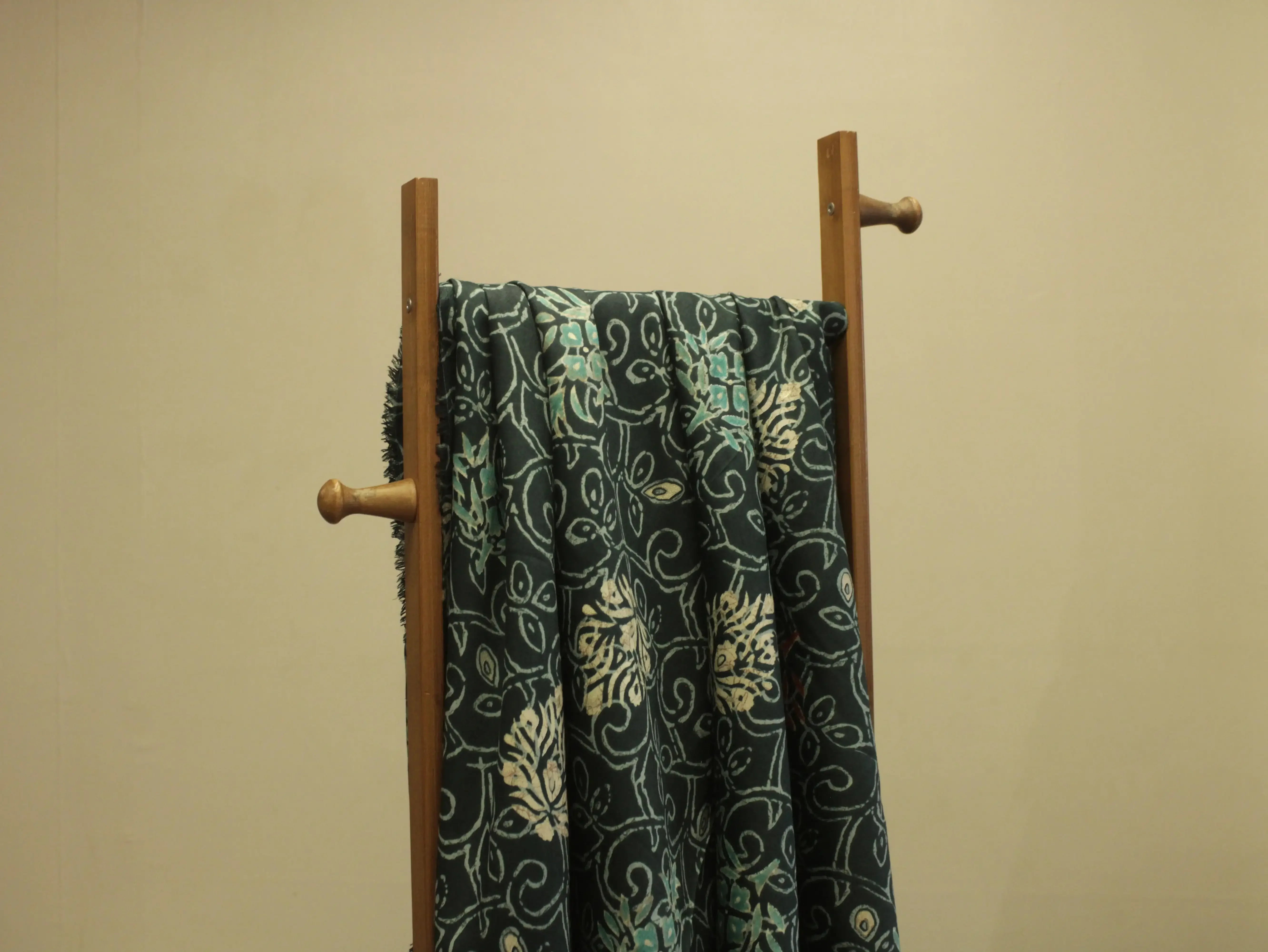 Premium Giza Pure Cotton Print Fabric - Peacock green - M'Foks