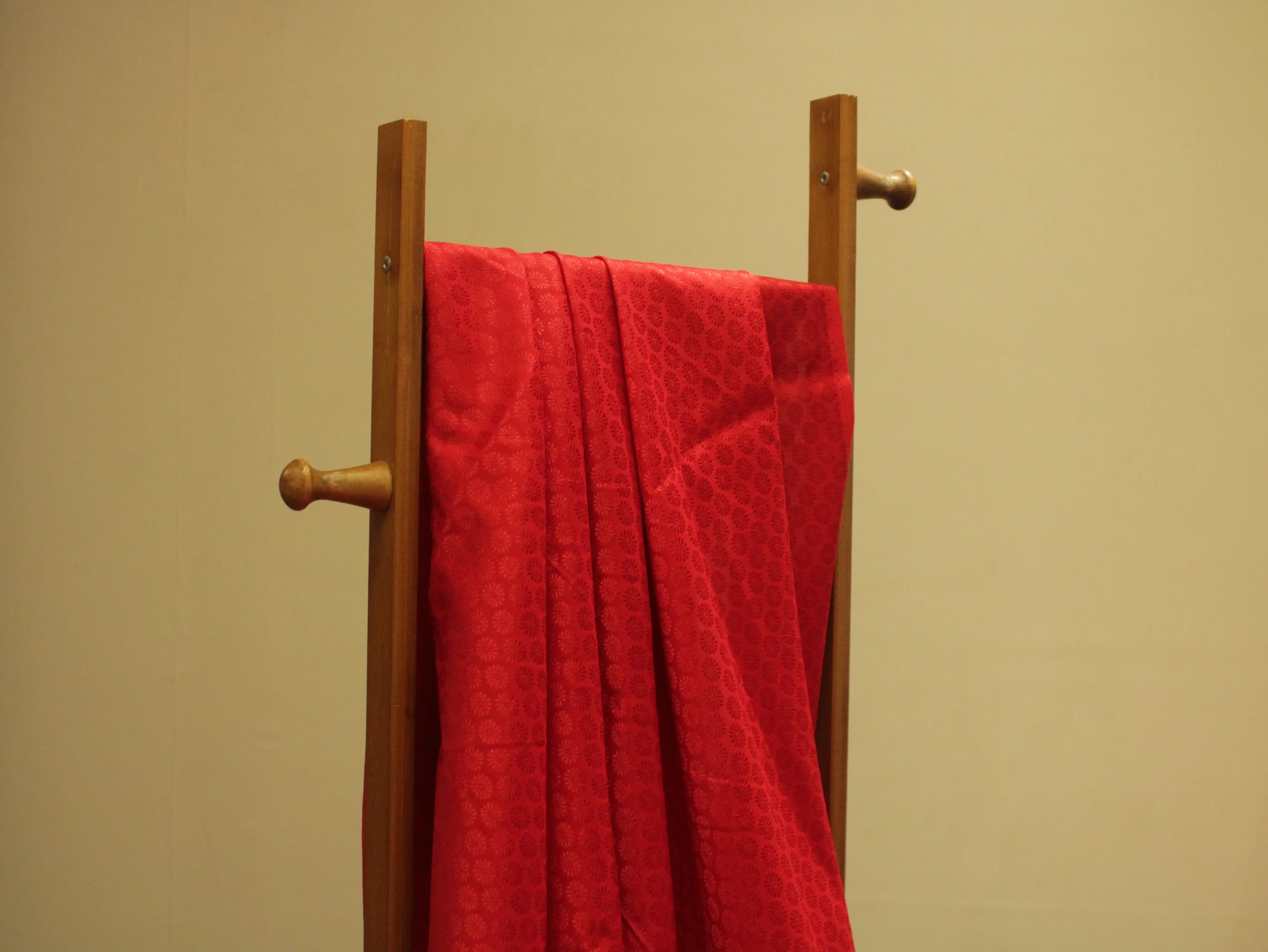 Mfoks Pure Cotton Self-Woven Fabric - Red