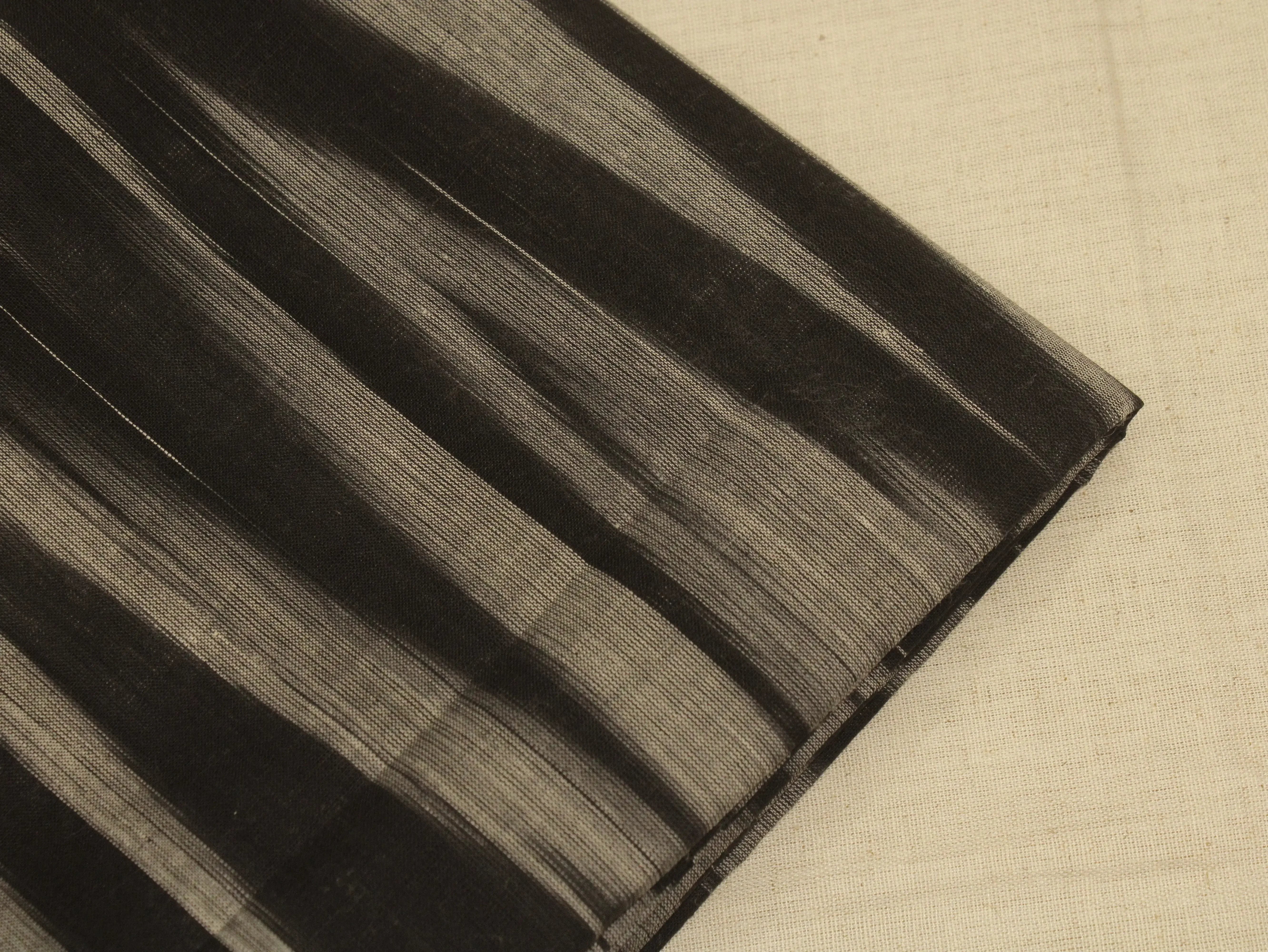 Mfoks : Handloom Pure Cotton Woven Fabric - Black - M'Foks