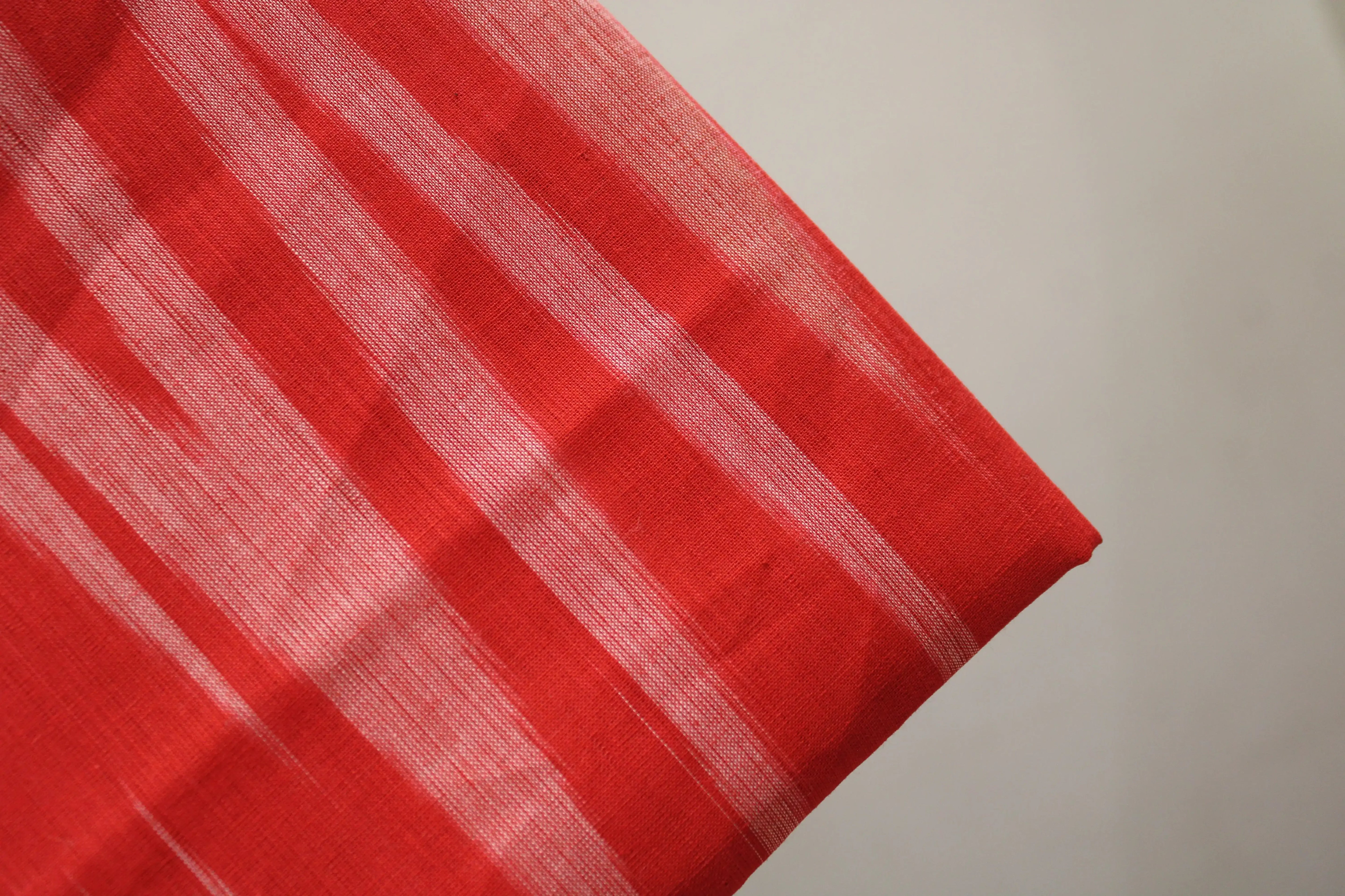 Mfoks : Handloom Pure Cotton Woven Fabric - Red - M'Foks