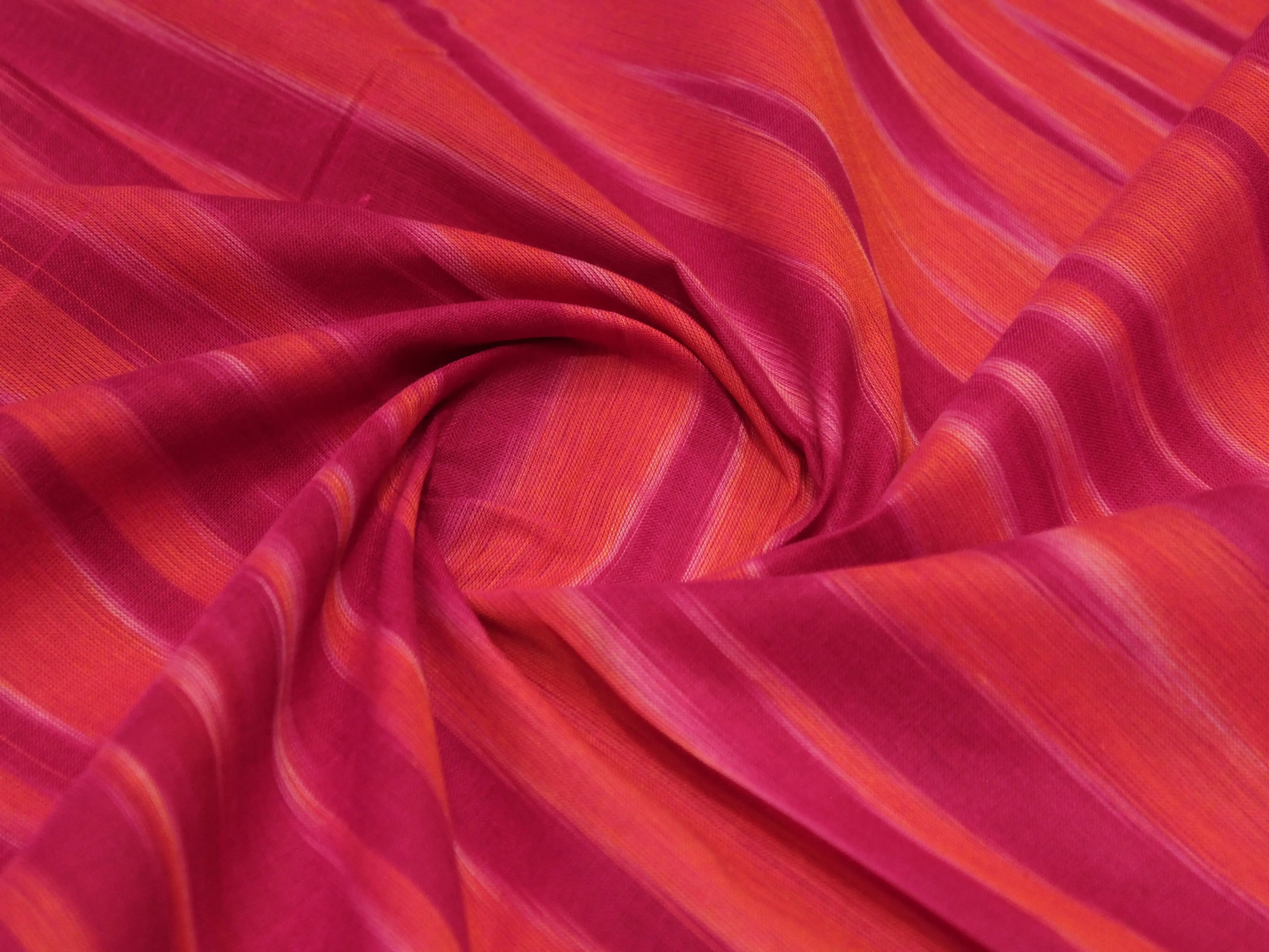 Mfoks : Handloom Pure Cotton Woven Fabric - Rani - M'Foks
