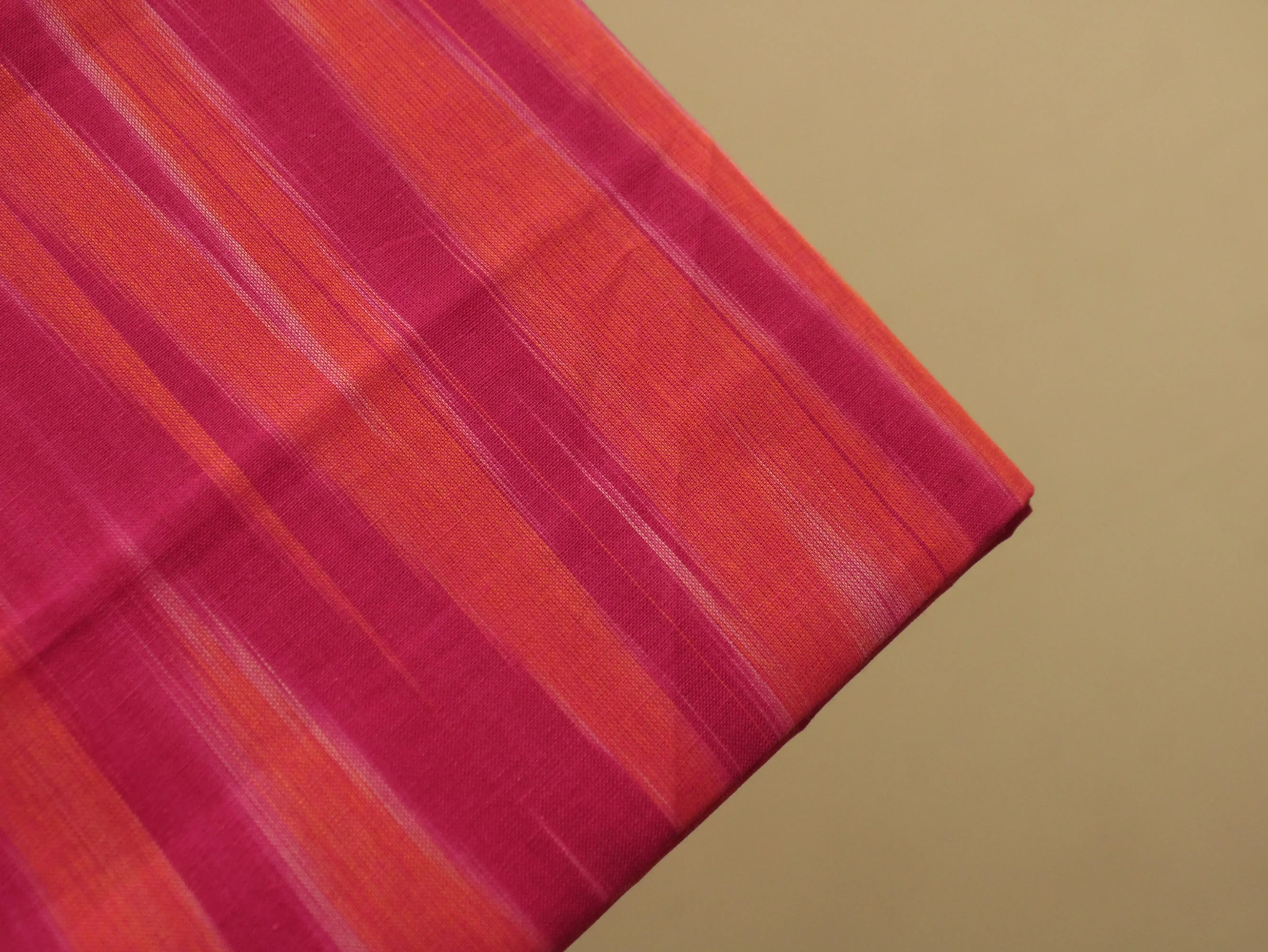 Mfoks : Handloom Pure Cotton Woven Fabric - Rani - M'Foks