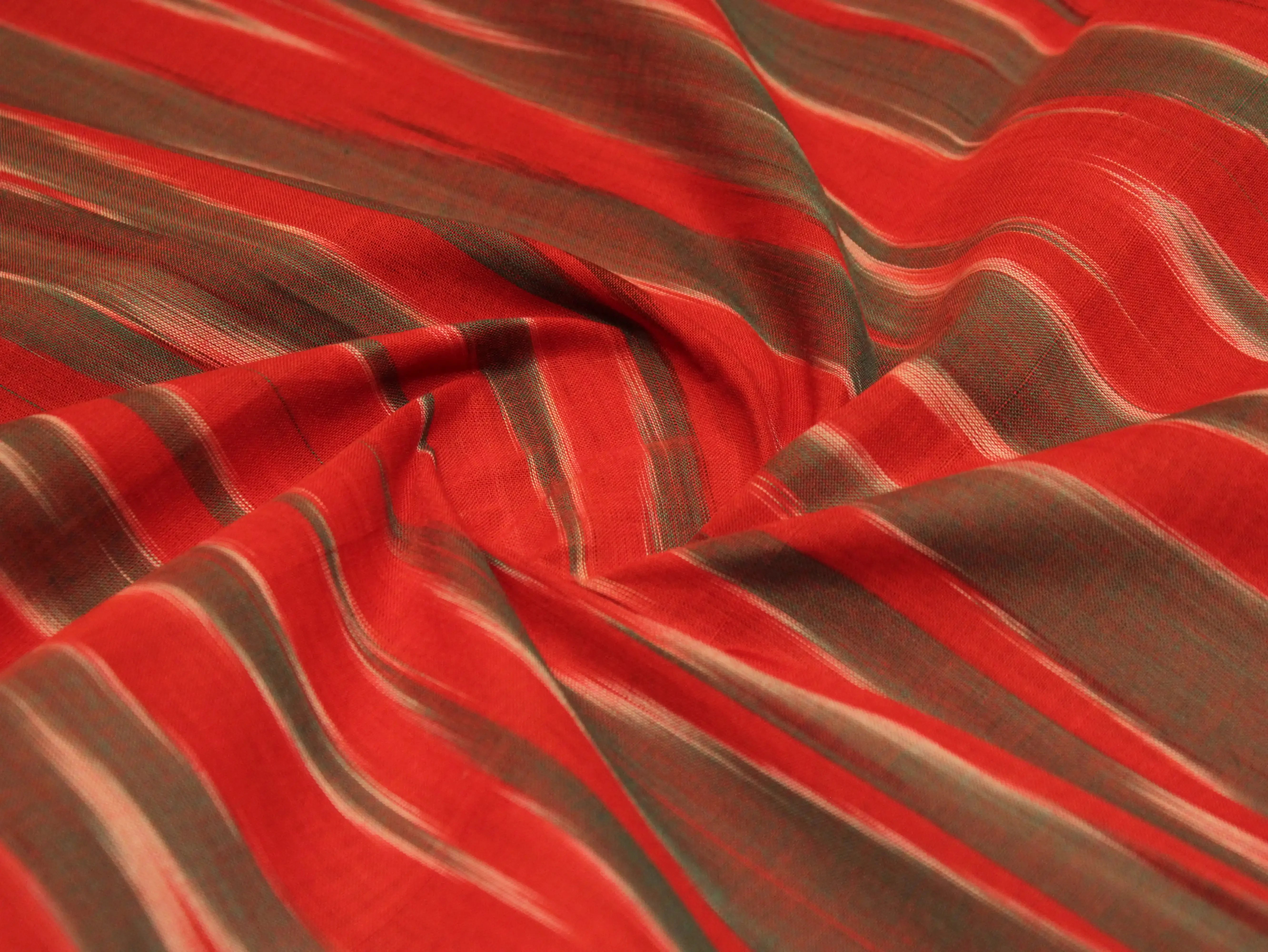 Mfoks : Handloom Pure Cotton Woven Fabric -Blood Red - M'Foks