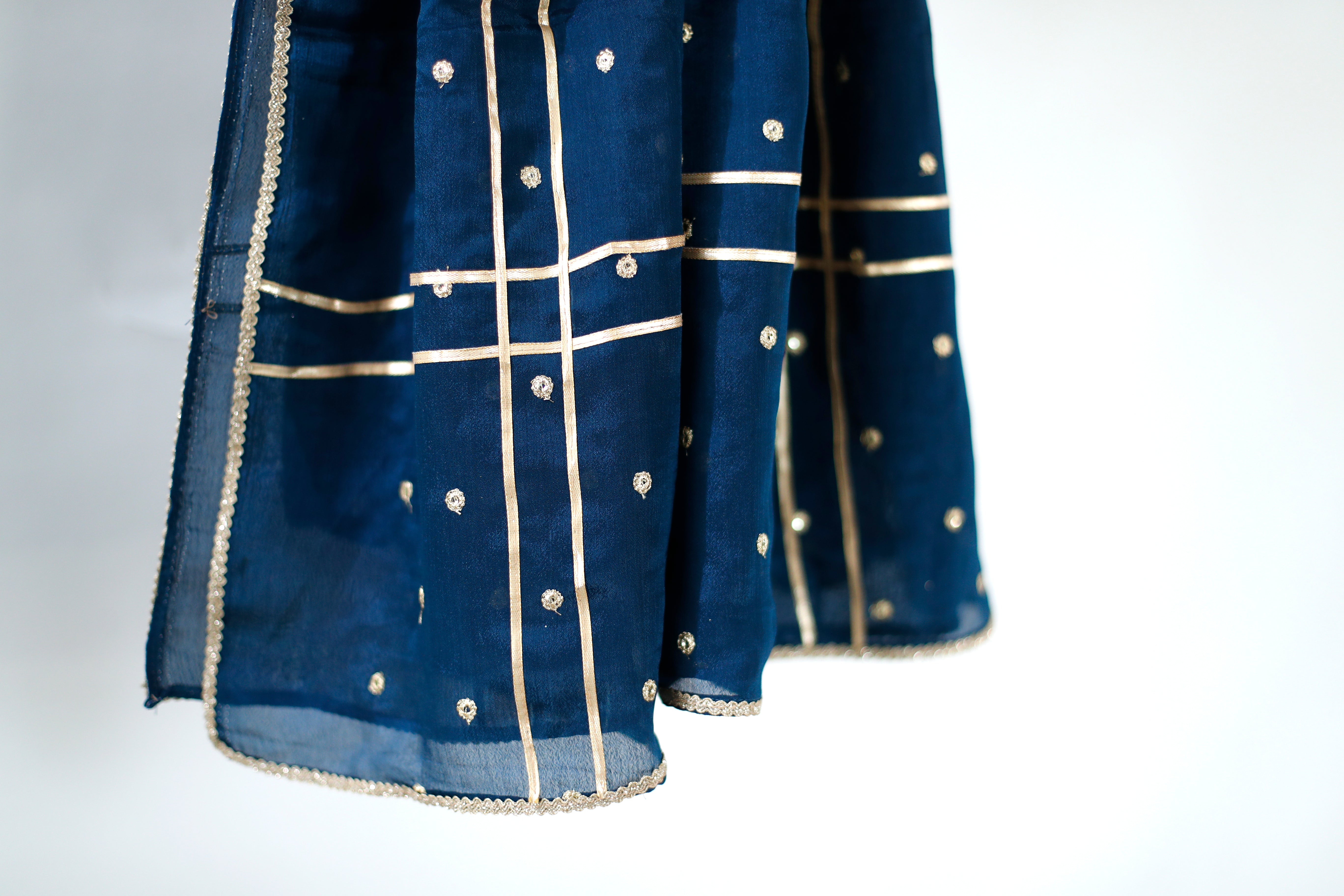 Chinon Minimal Buti Traditional Dupatta - Peacock Blue - M'Foks