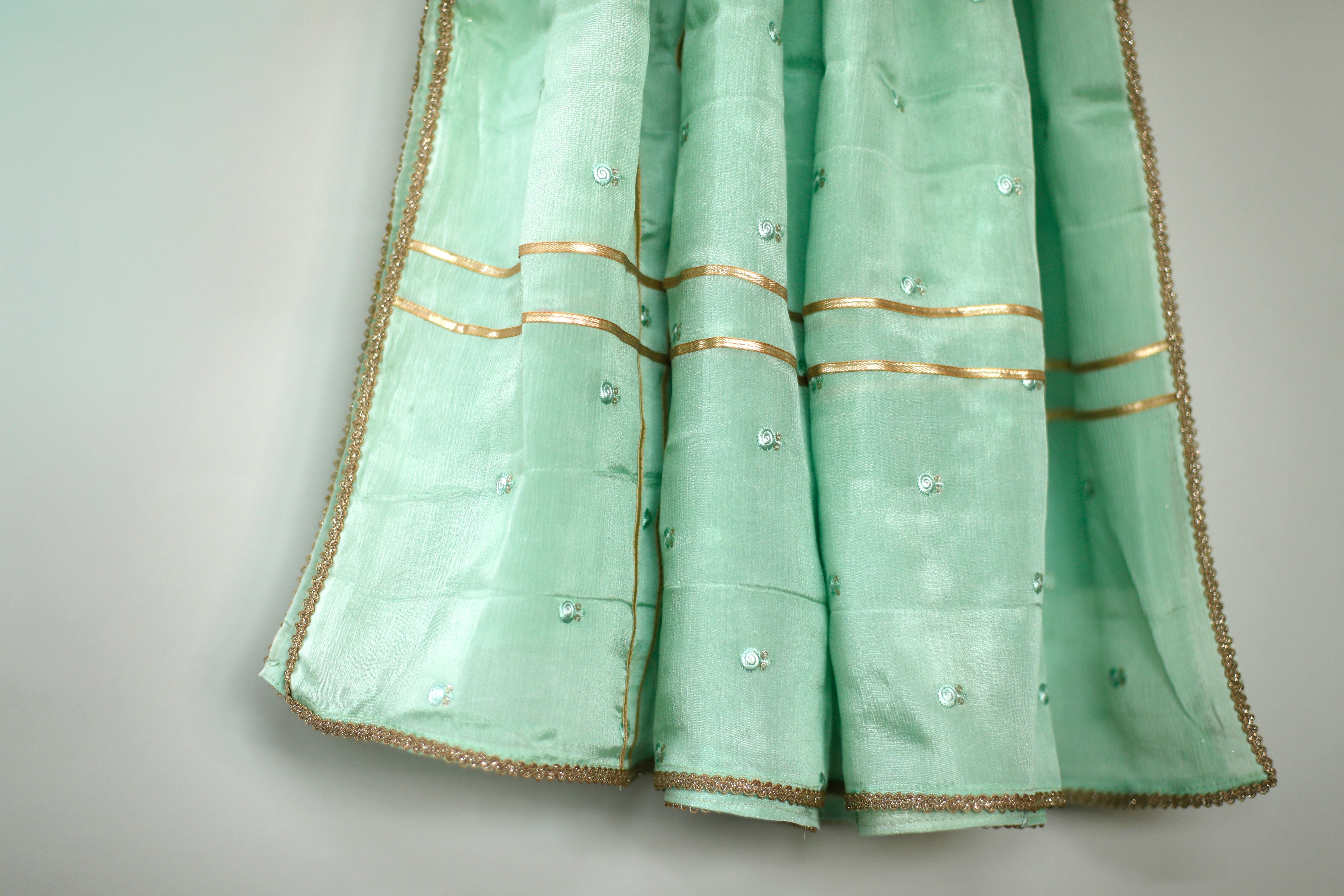 Chinon Minimal Buti Traditional Dupatta - Sea Green - M'Foks