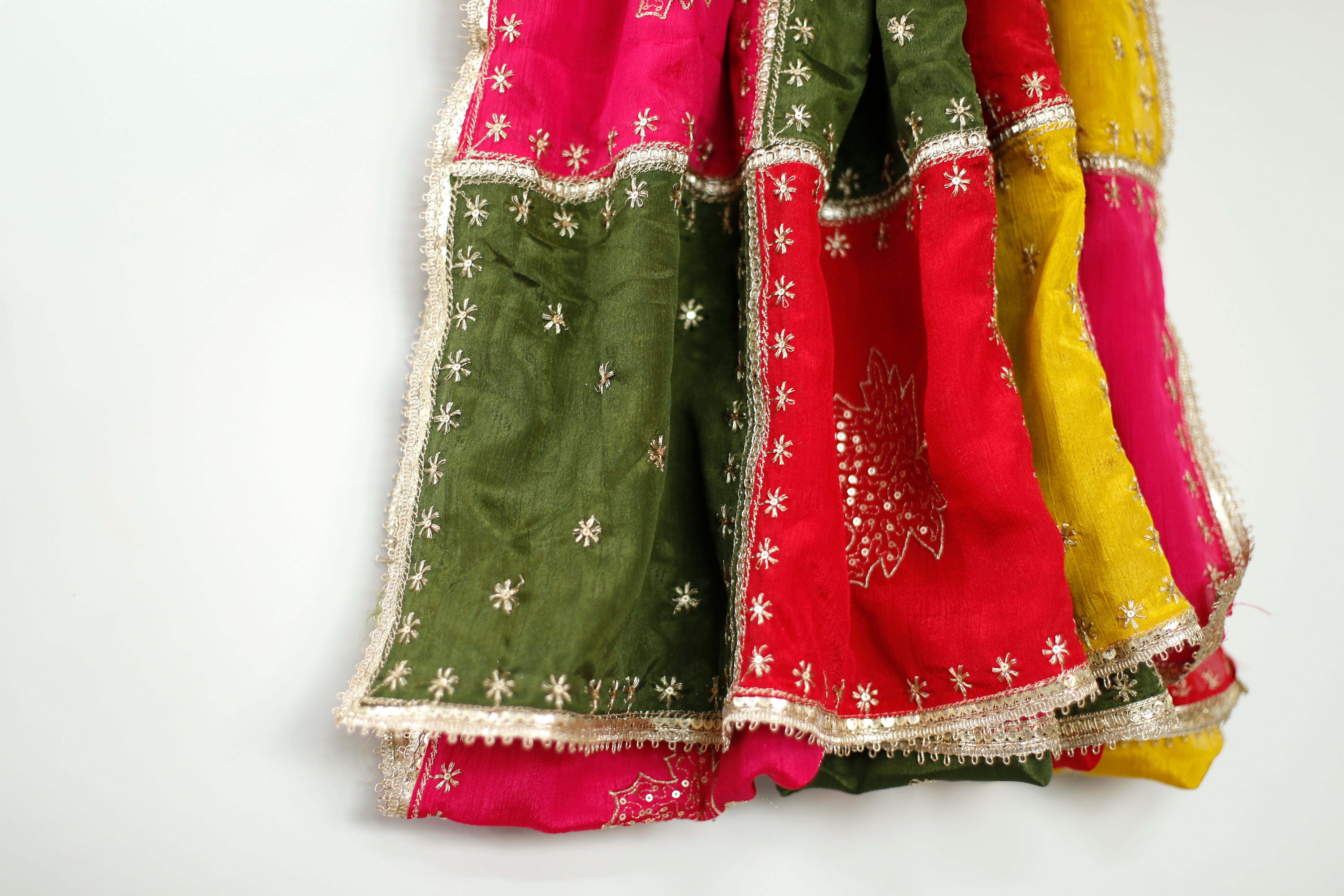 Poly Crepe Vintage Multicolour Dupatta
