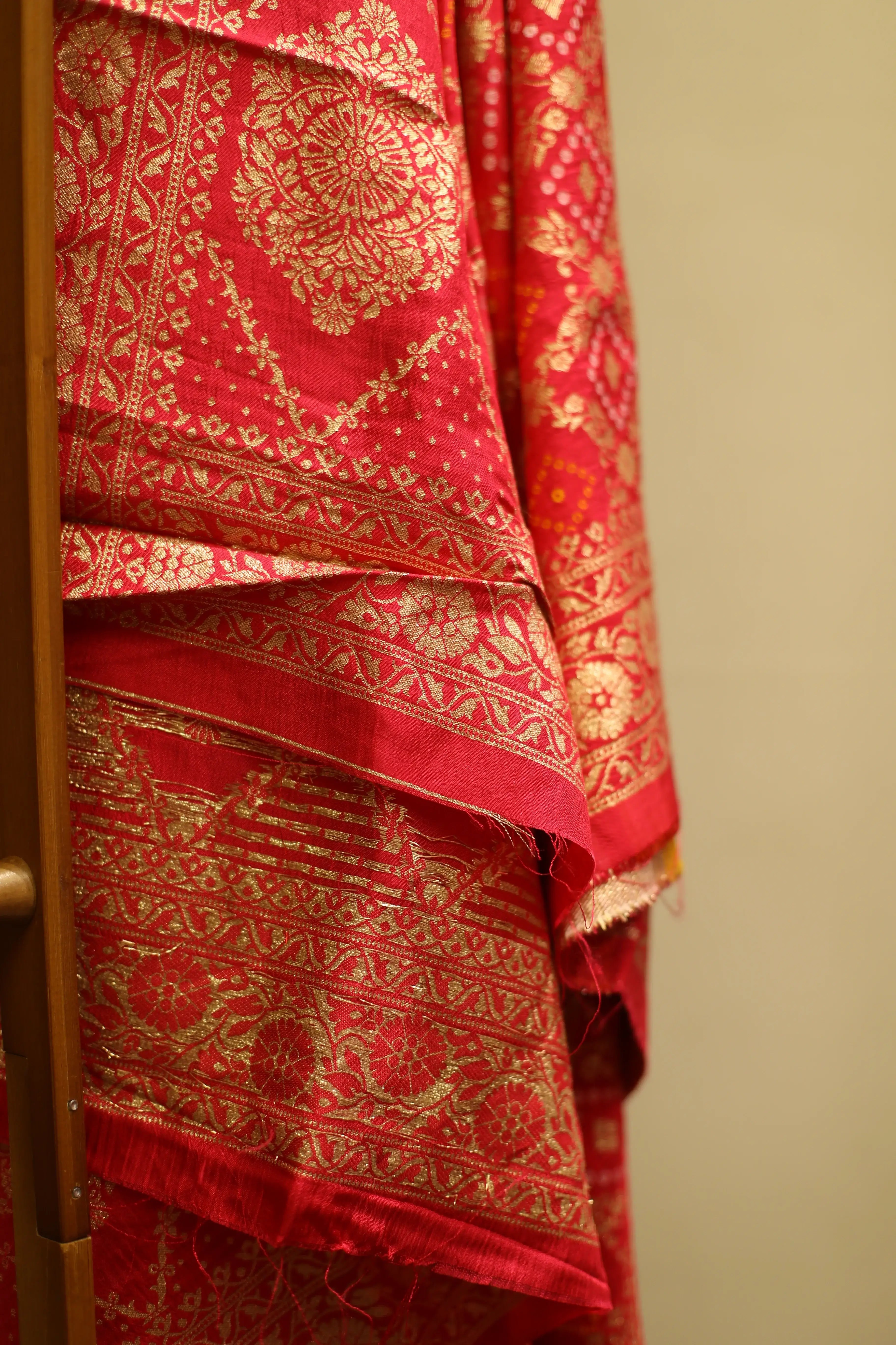 Dola Silk Zari Woven Dupatta/Stole - Rani