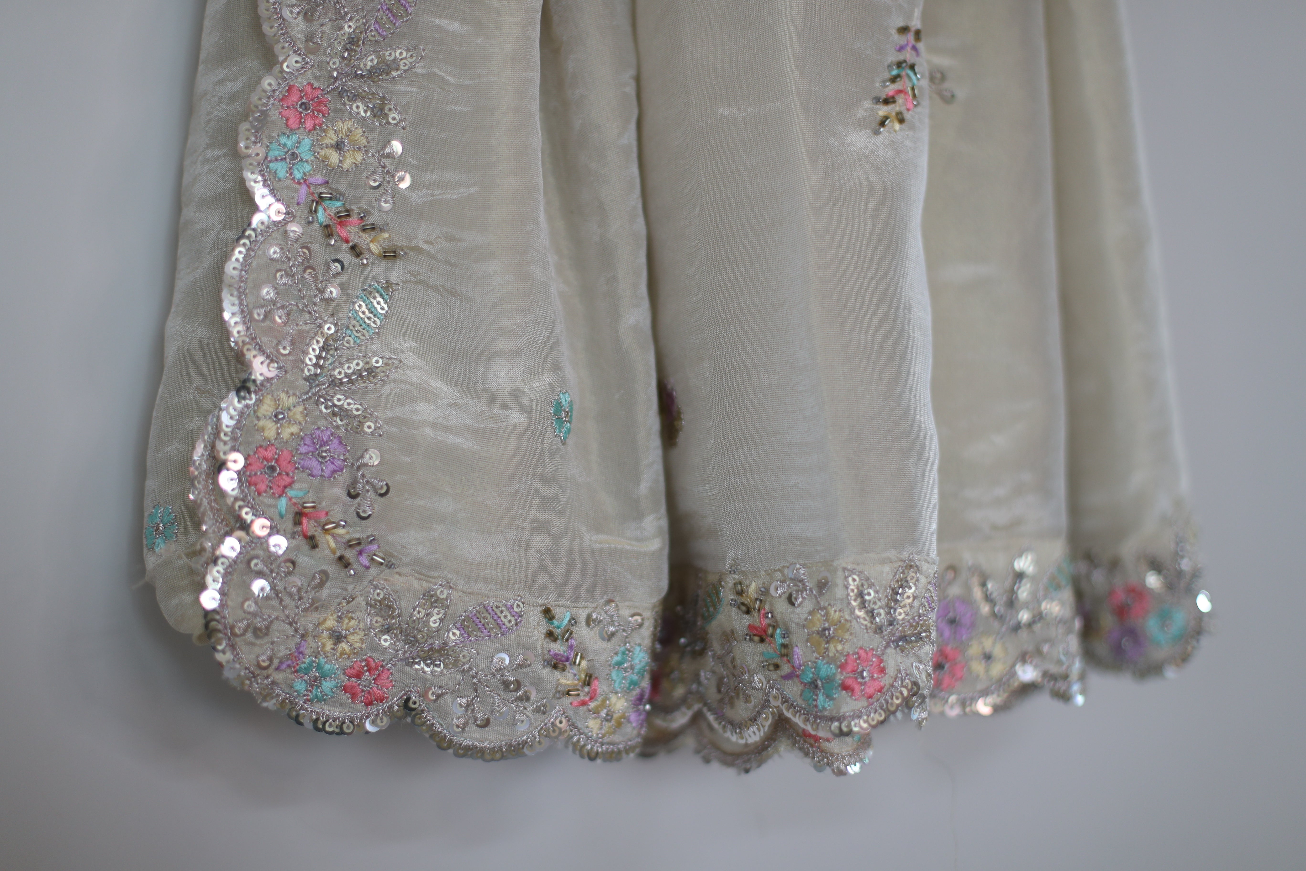 Ivory Tissue Multi-Thread Cutdana Work Dupatta