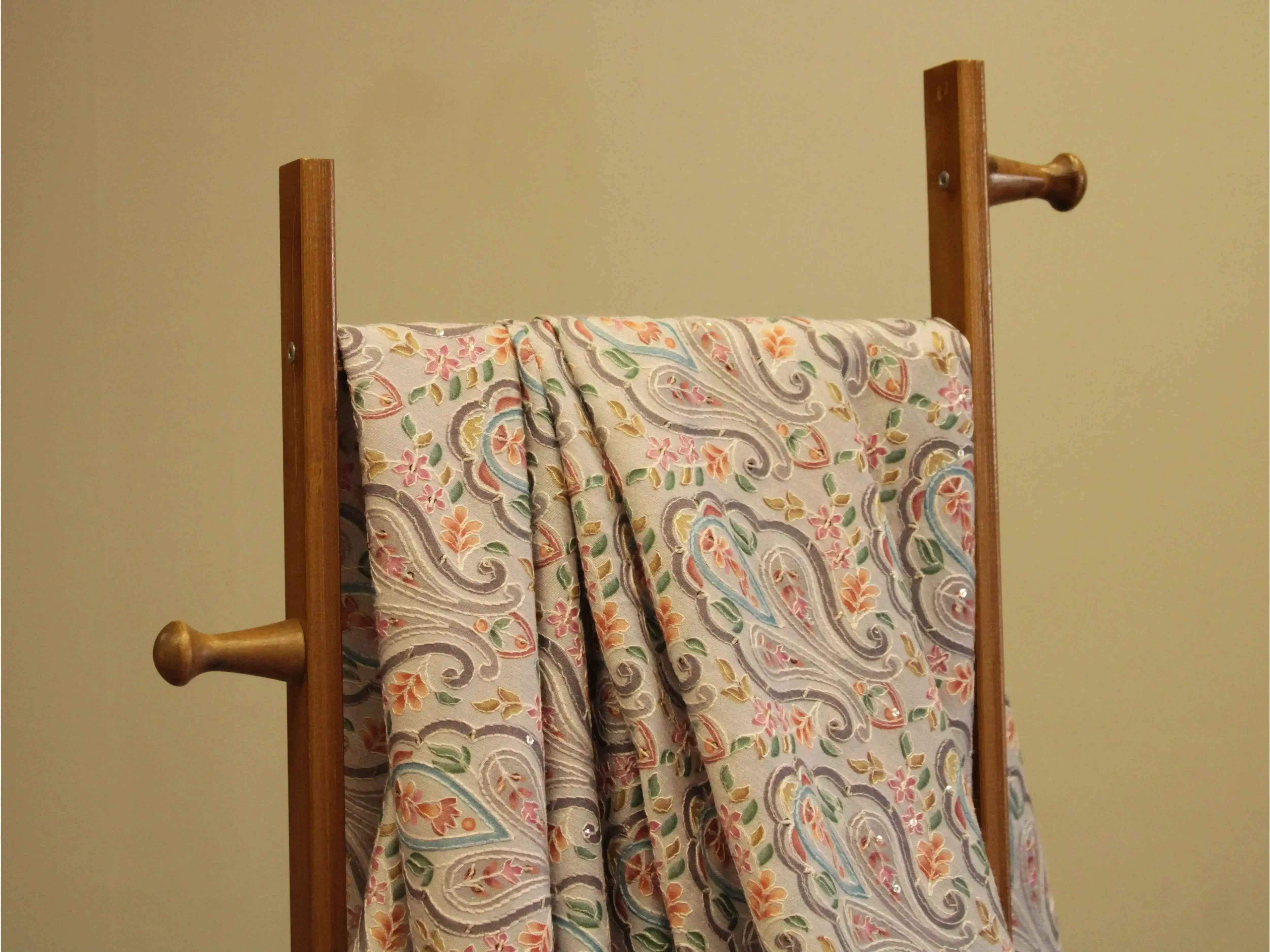 Canvas : Silk Digital Print Fabric - Grey