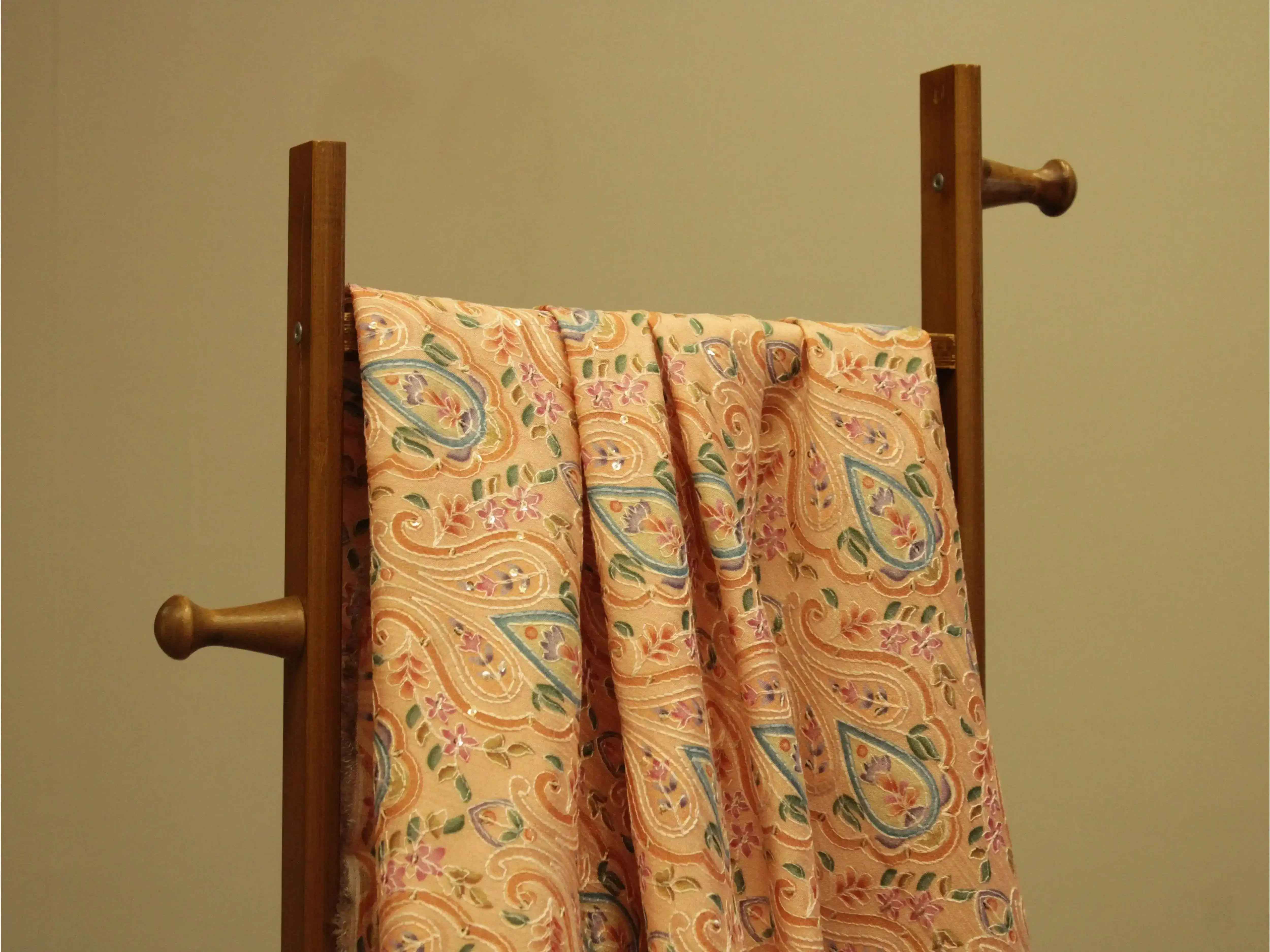 Canvas : Silk Digital Print Fabric - Peach