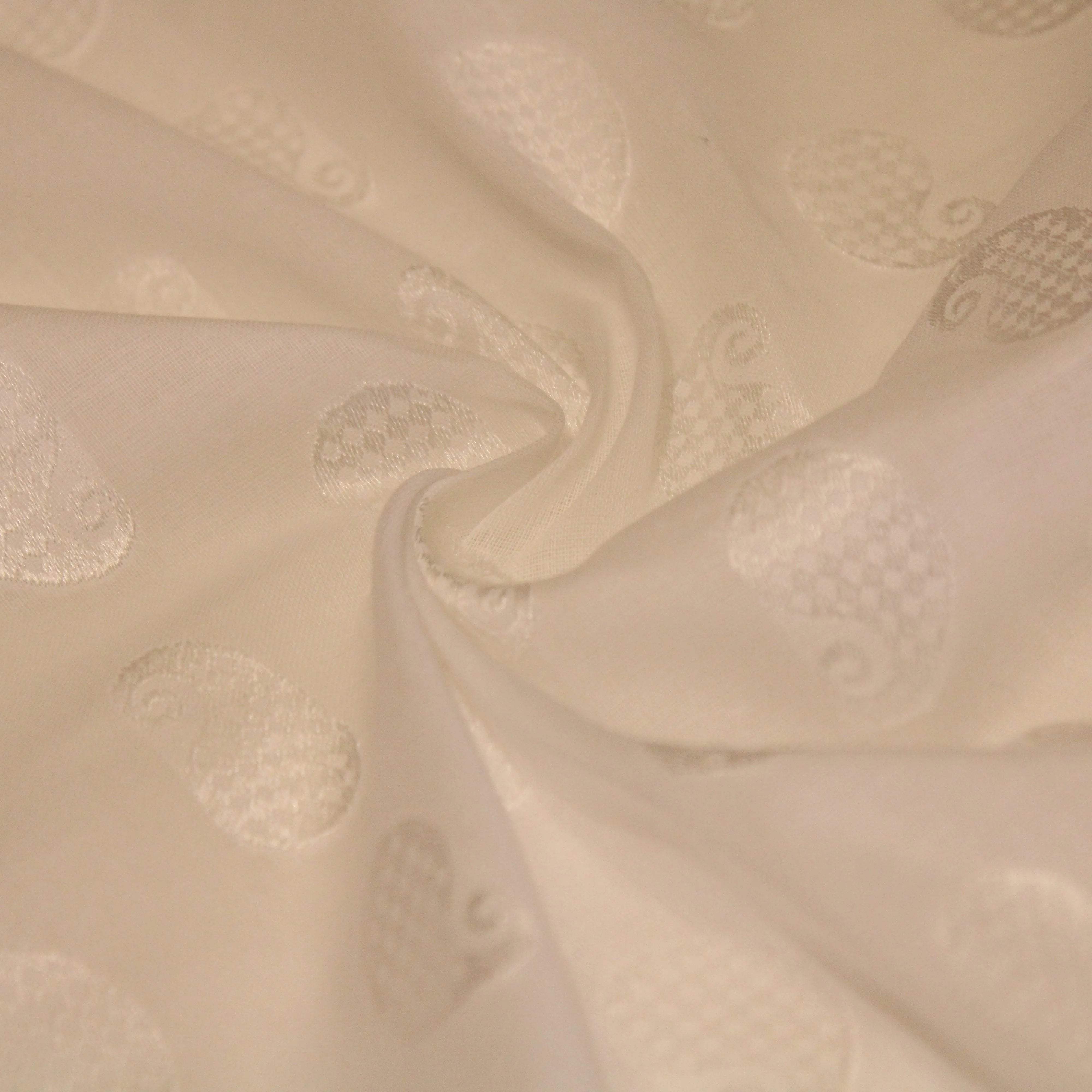 Dream weave - Cotton White Paisley Woven Fabric - M'Foks