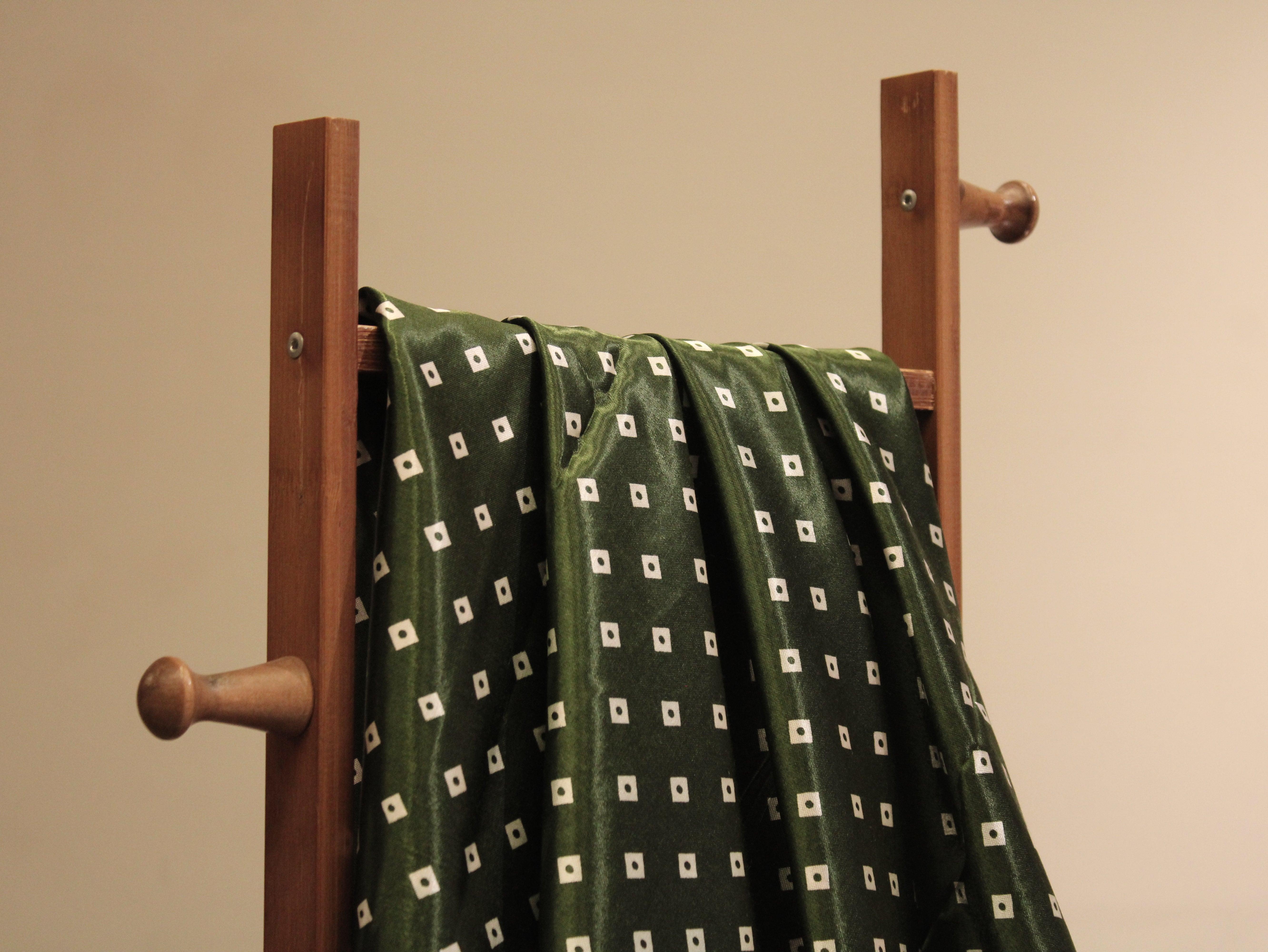 Gaji : Vintage Bandhani Print Fabric - Green - M'Foks