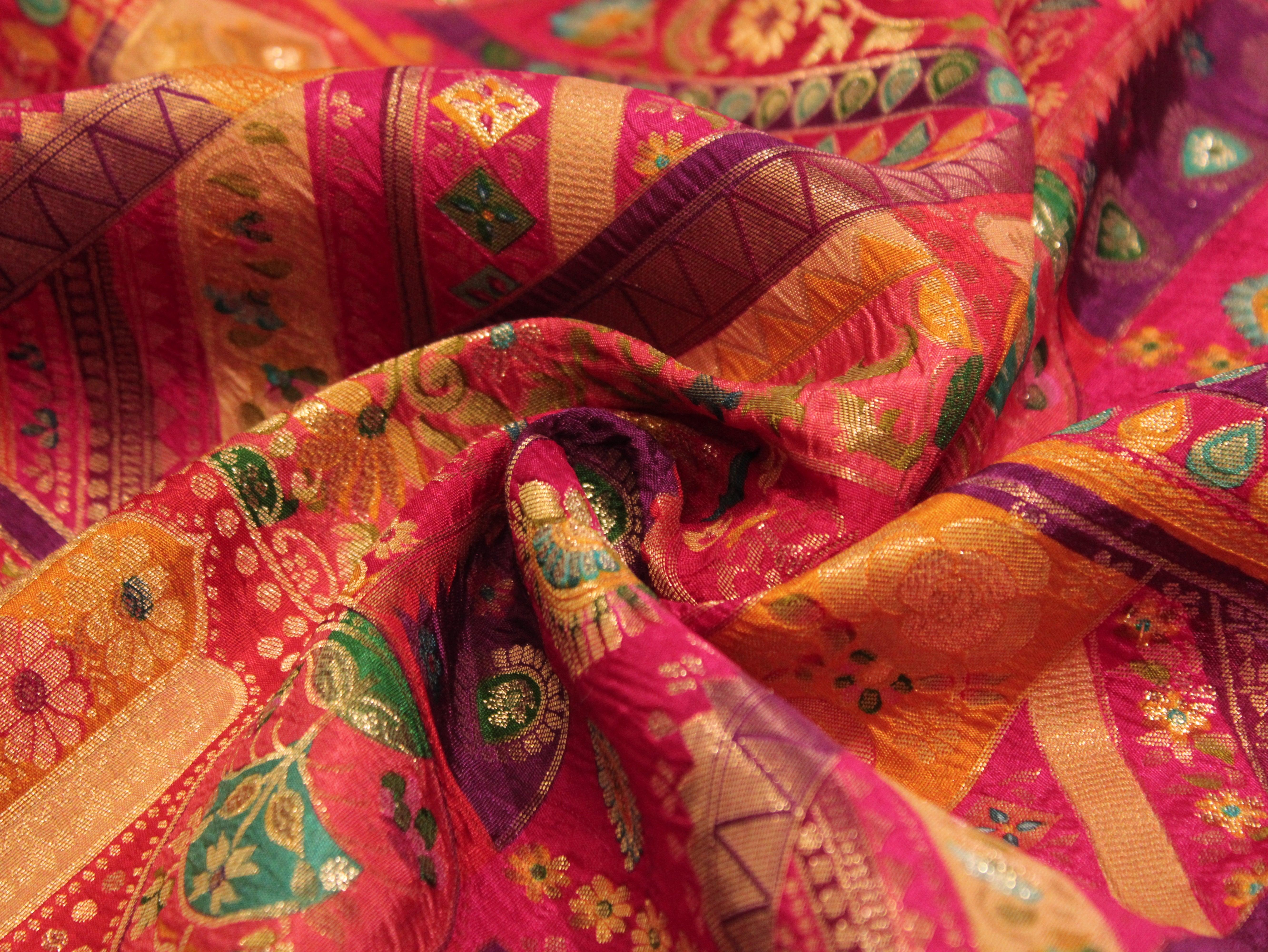 Kaleido : Woven Jacquard Fabric - Rani - M'Foks