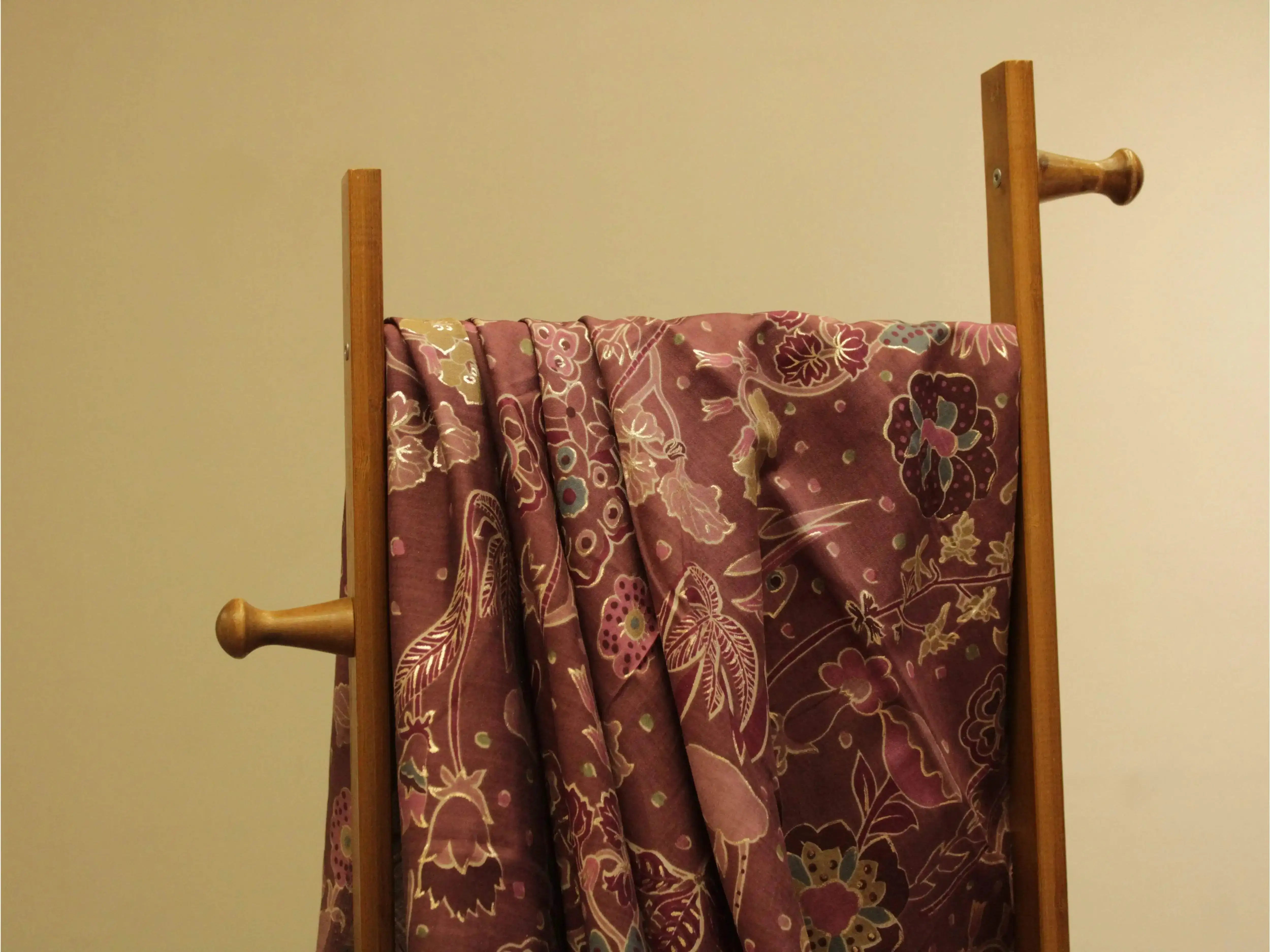 Loud : Digital Print Muslin Silk Fabric - M'Foks