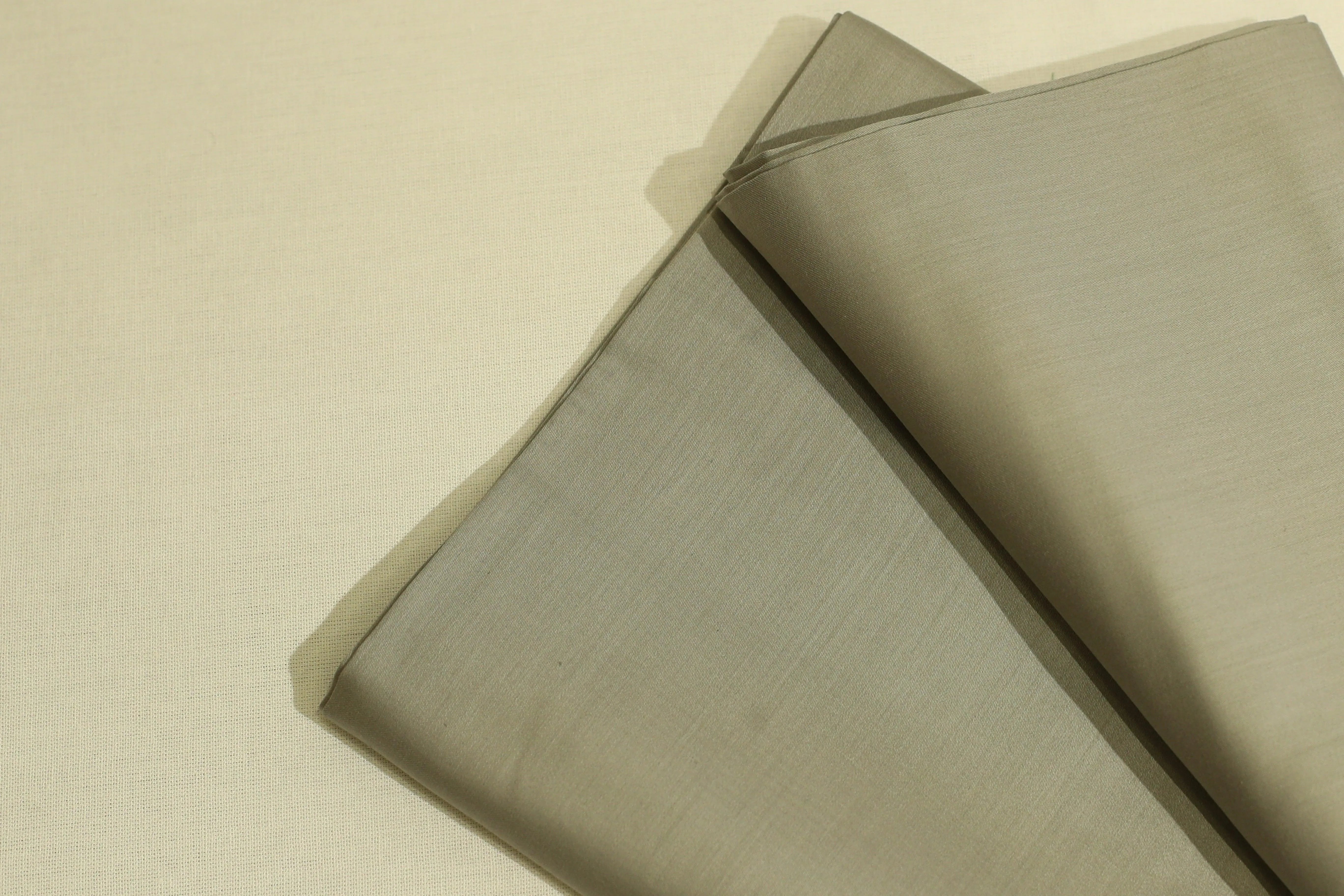 Mfoks : Everyday Plain Cotton Satin Fabric - Dusty Grey - M'Foks