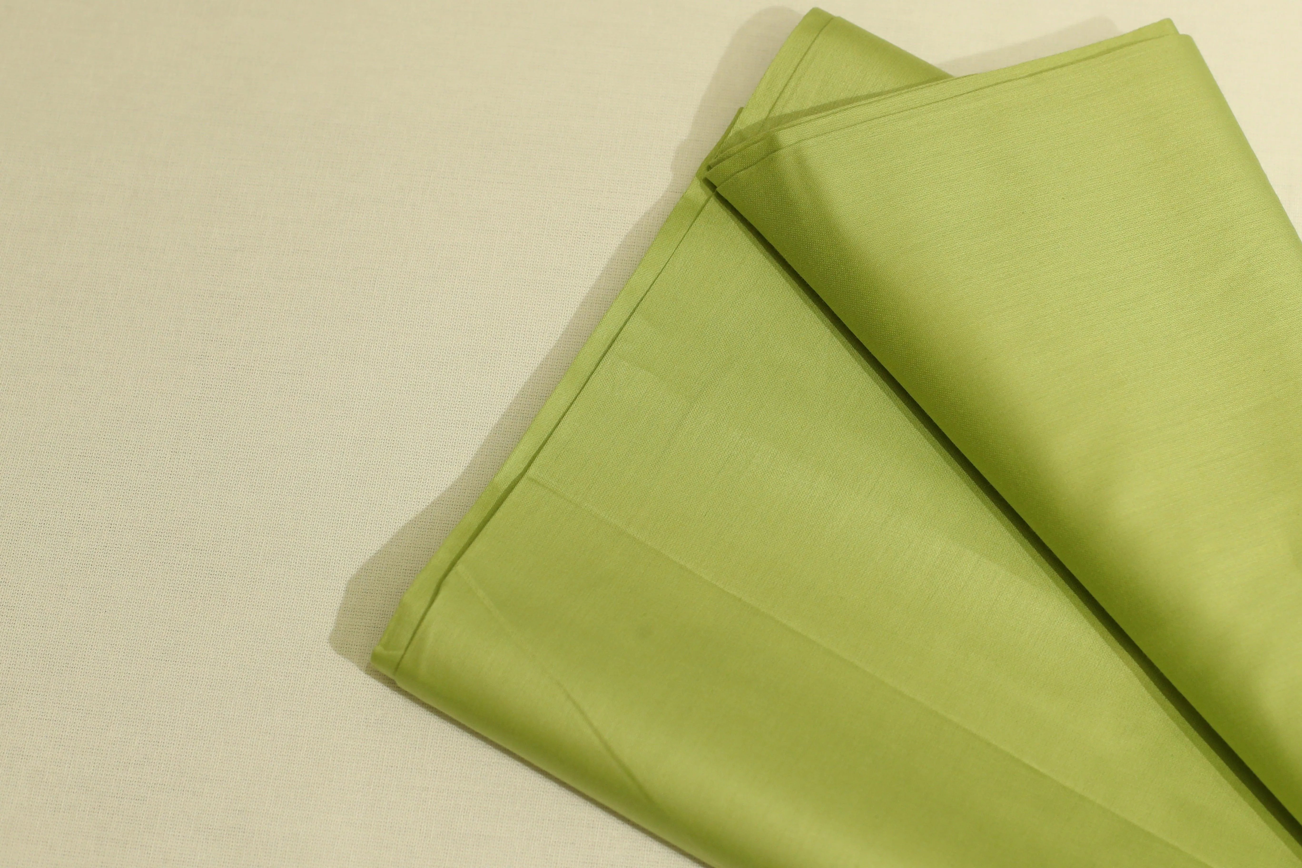 Mfoks : Everyday Plain Cotton Satin Fabric - Lime Green - M'Foks