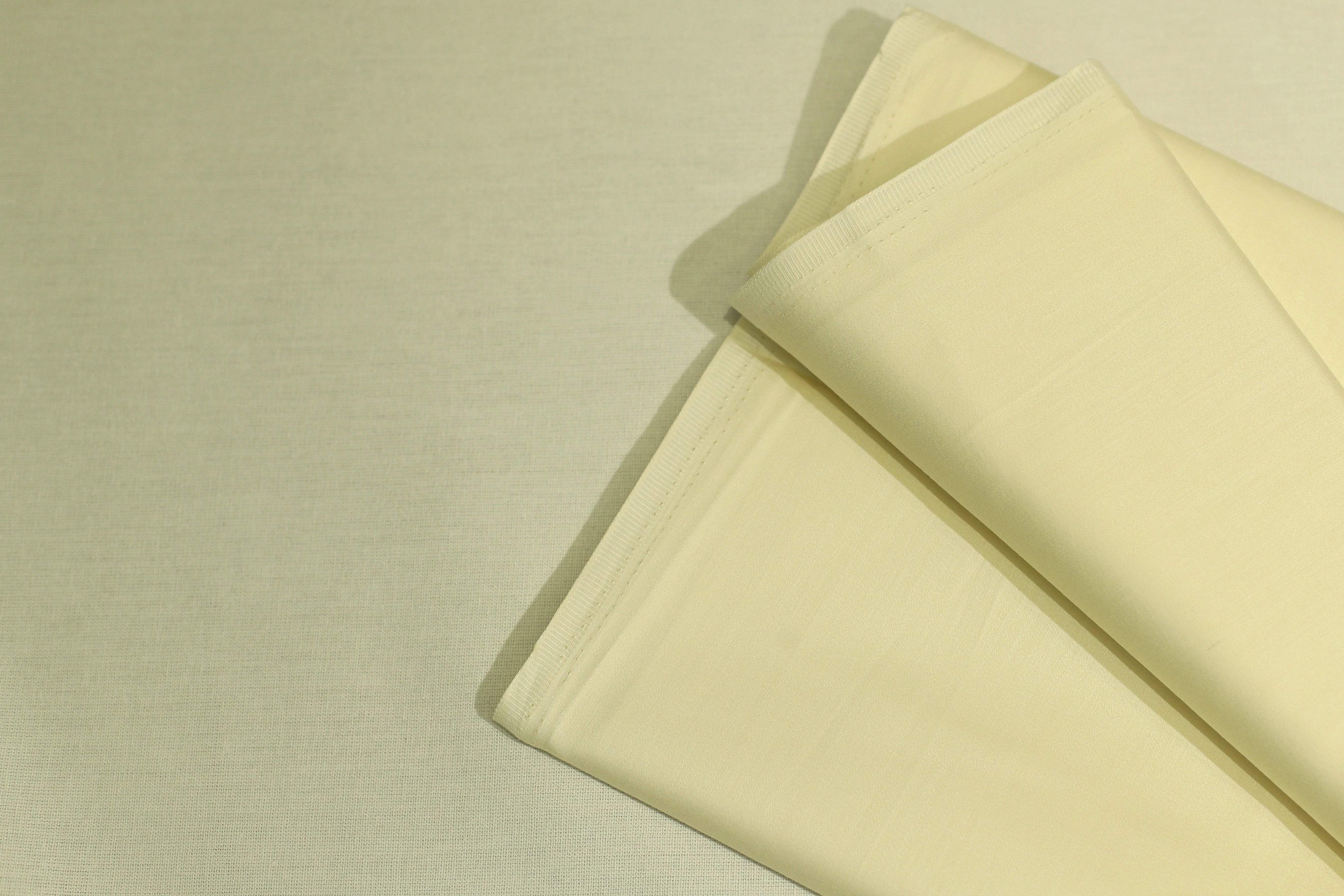 Mfoks : Everyday Plain Cotton Satin Fabric - OFF White - M'Foks