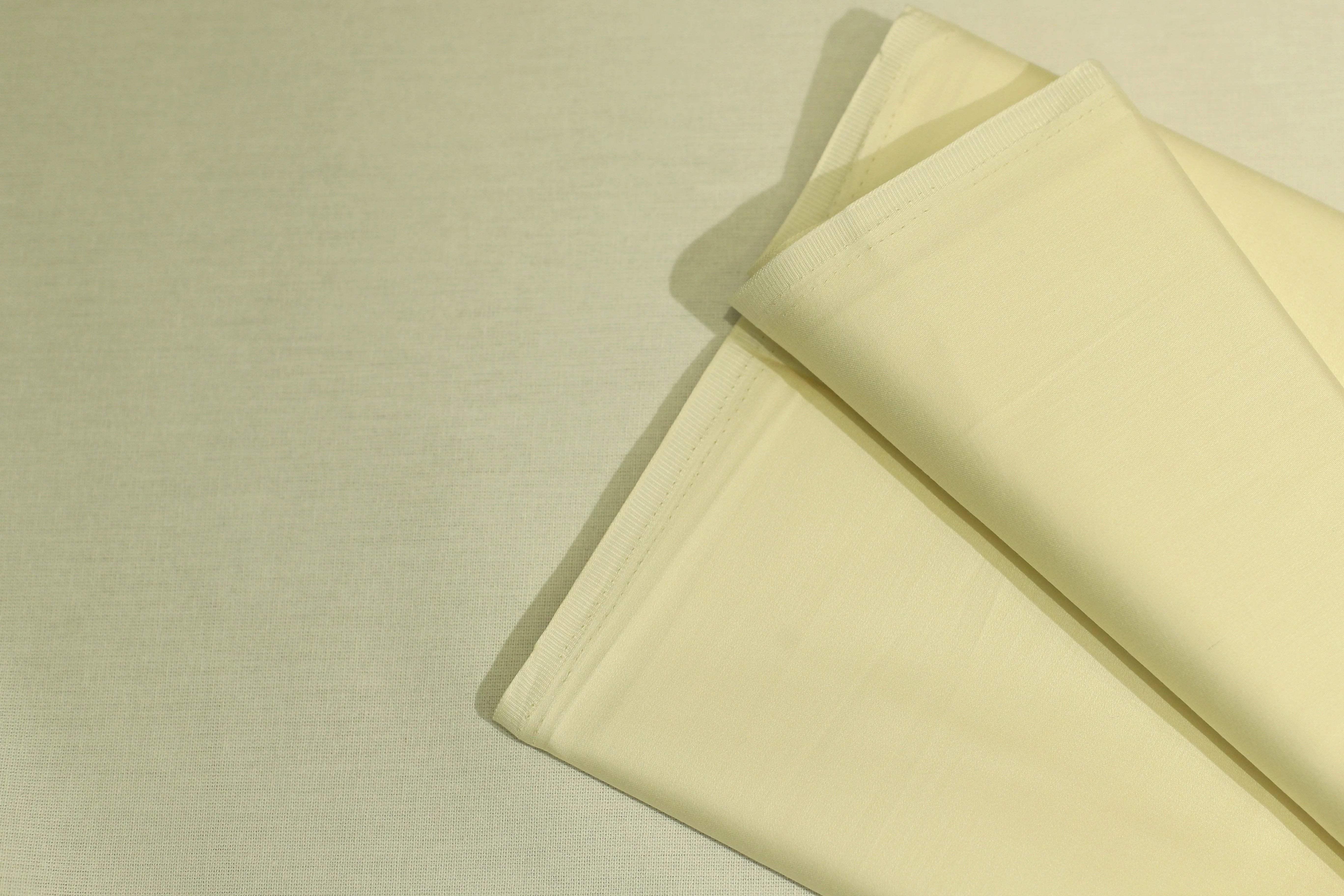 Mfoks : Everyday Plain Cotton Satin Fabric - OFF White - M'Foks