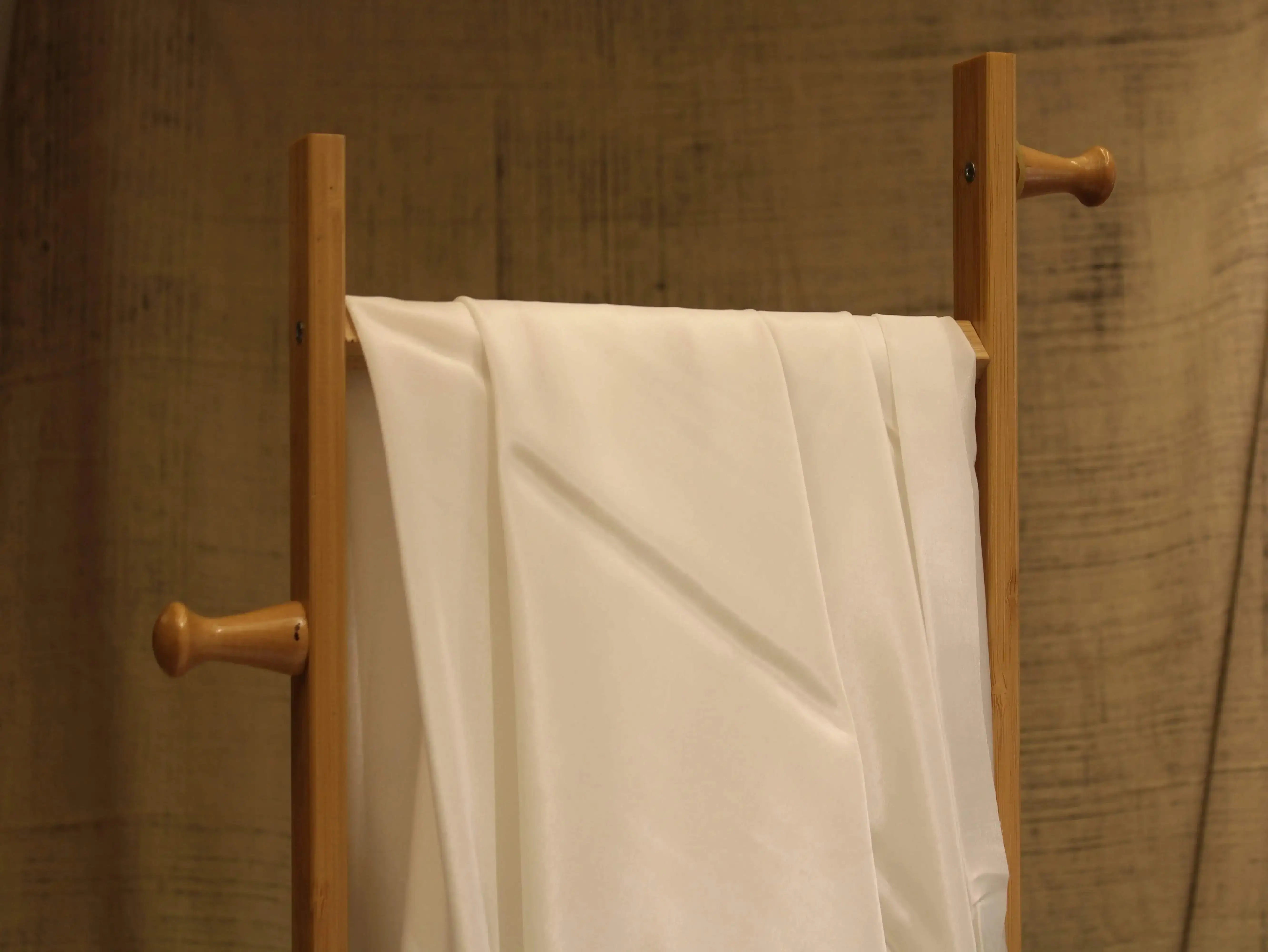 Plain White Dyeable Pure Natural Crepe Fabric - M'Foks