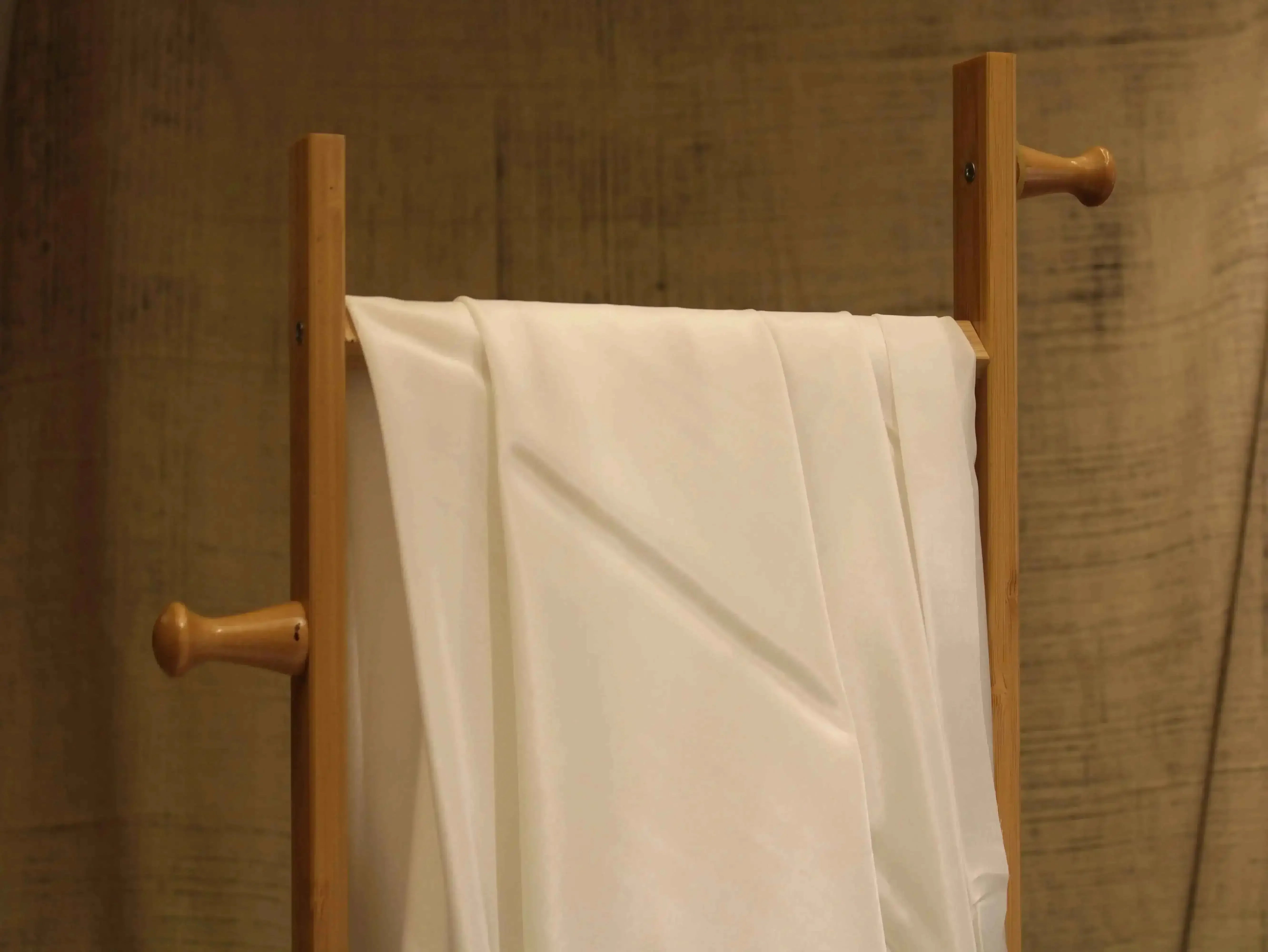 Plain White Dyeable Pure Natural Crepe Fabric