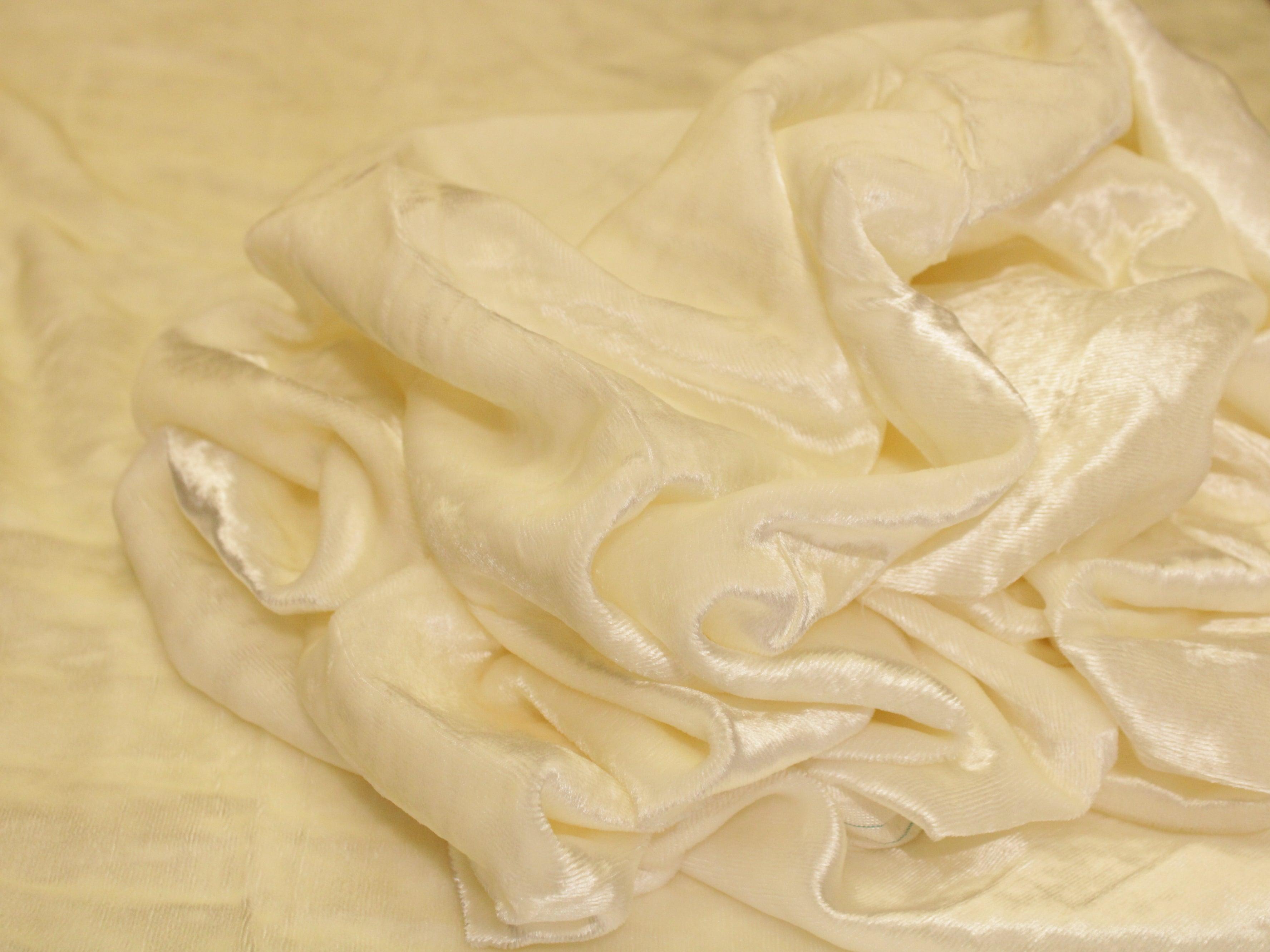 Plain White Dyeable Pure Velvet Fabric - M'Foks