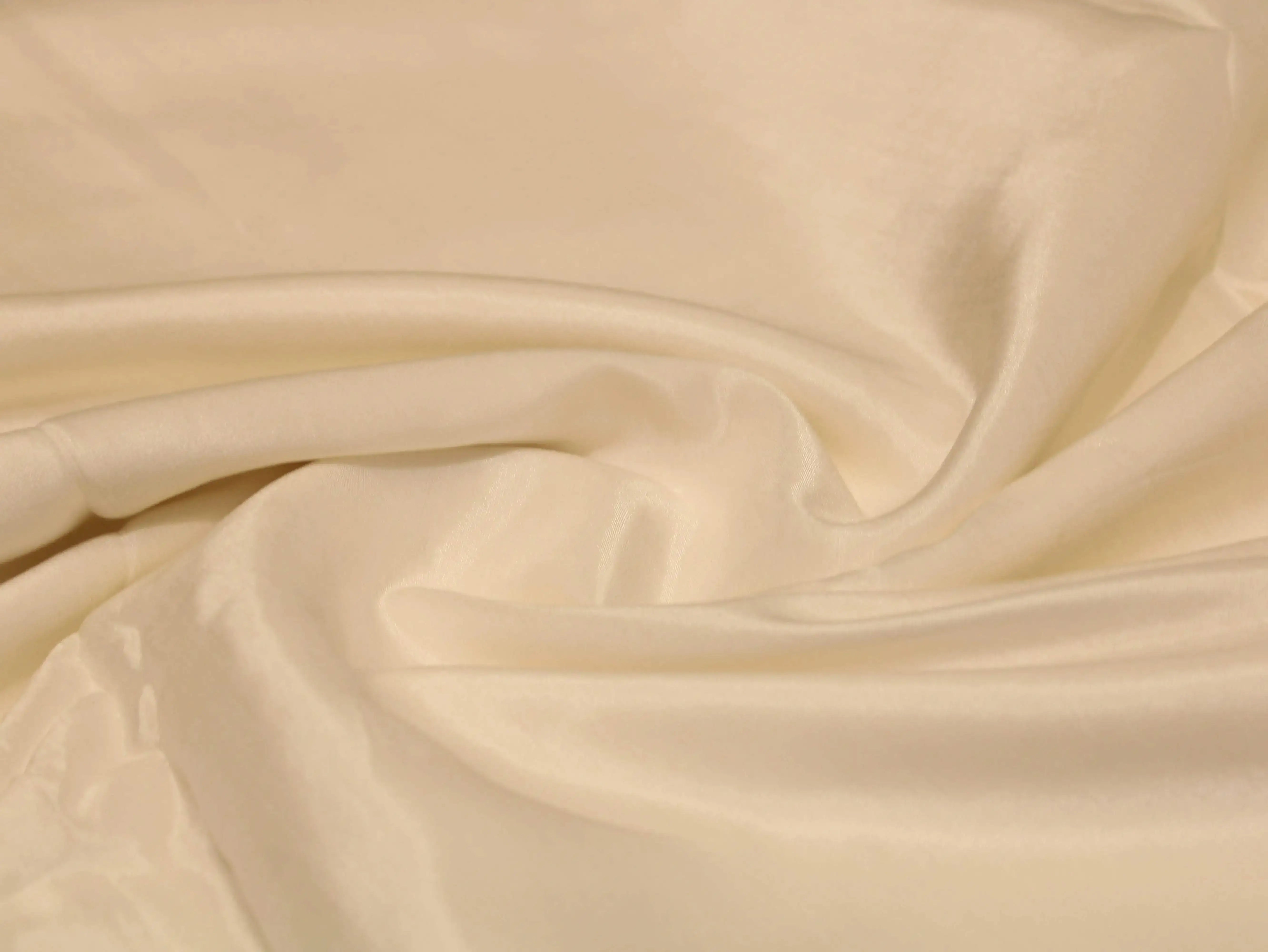 Plain White Dyeable Royal Muslin Fabric - M'Foks