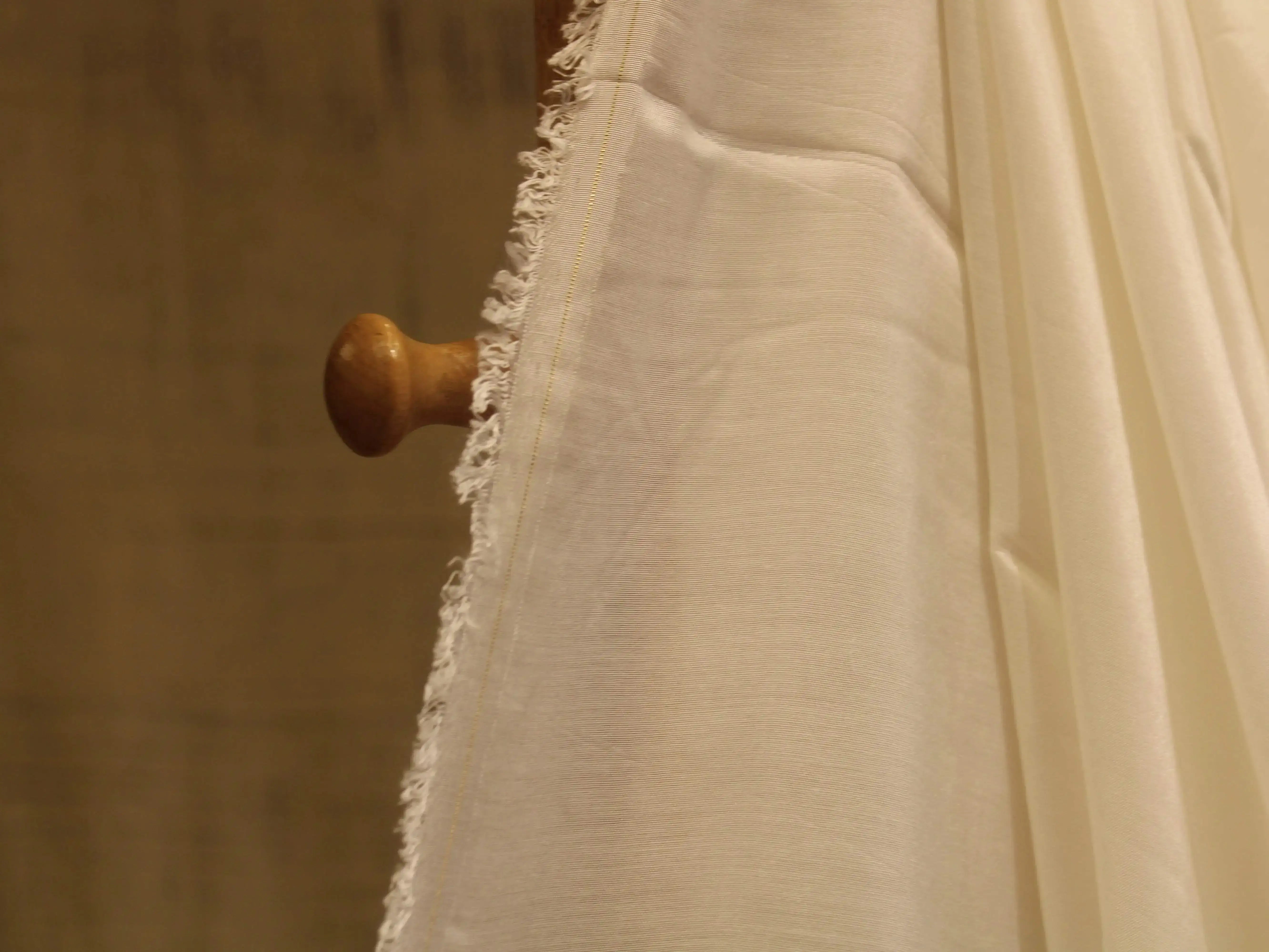 Plain White Dyeable Royal Muslin Fabric - M'Foks