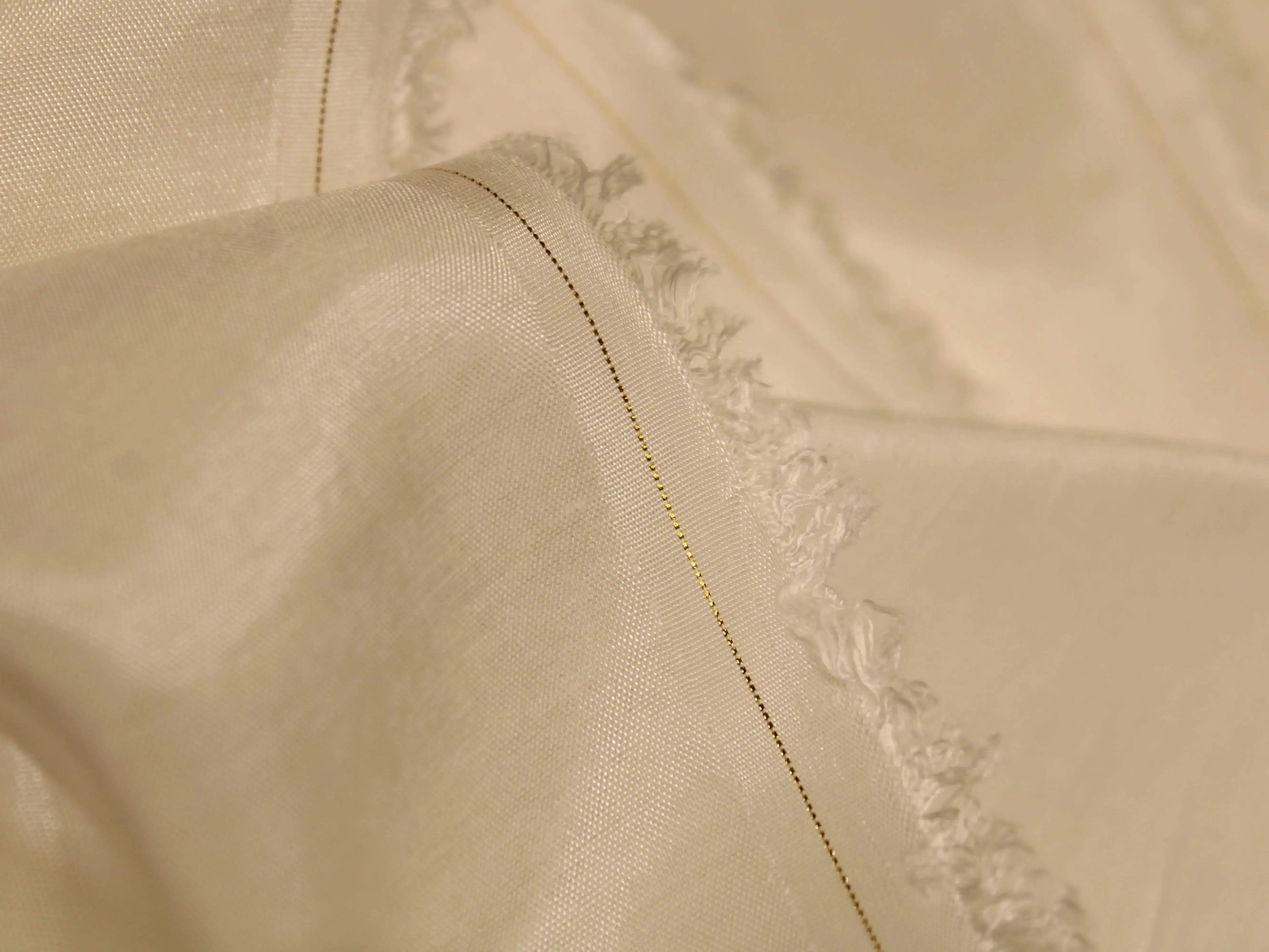 Plain White Dyeable Royal Muslin Fabric - M'Foks