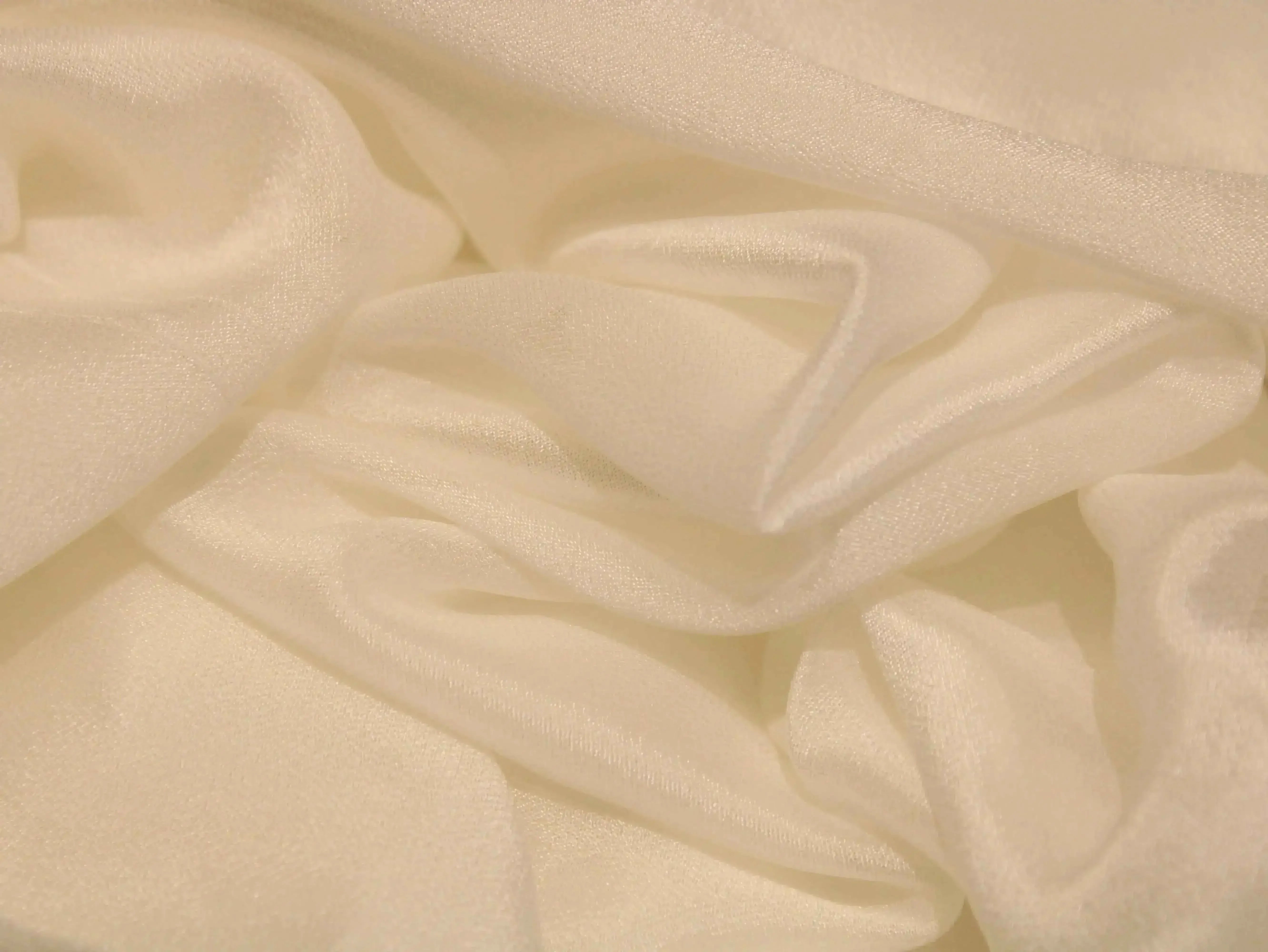 Plain White Dyeable Silk Feel Georgette Fabric