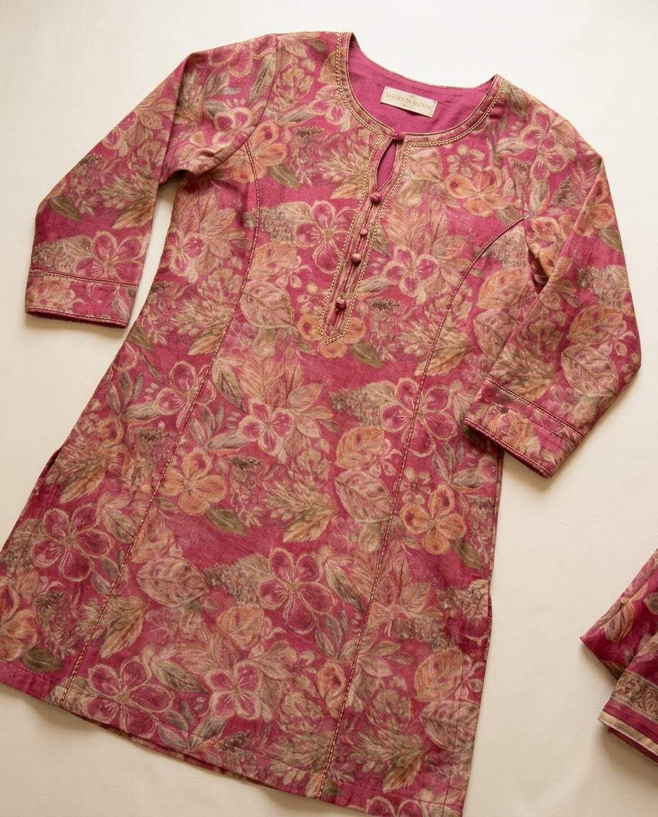 Linen-Textured Slub Cotton Digital Printed Fabric