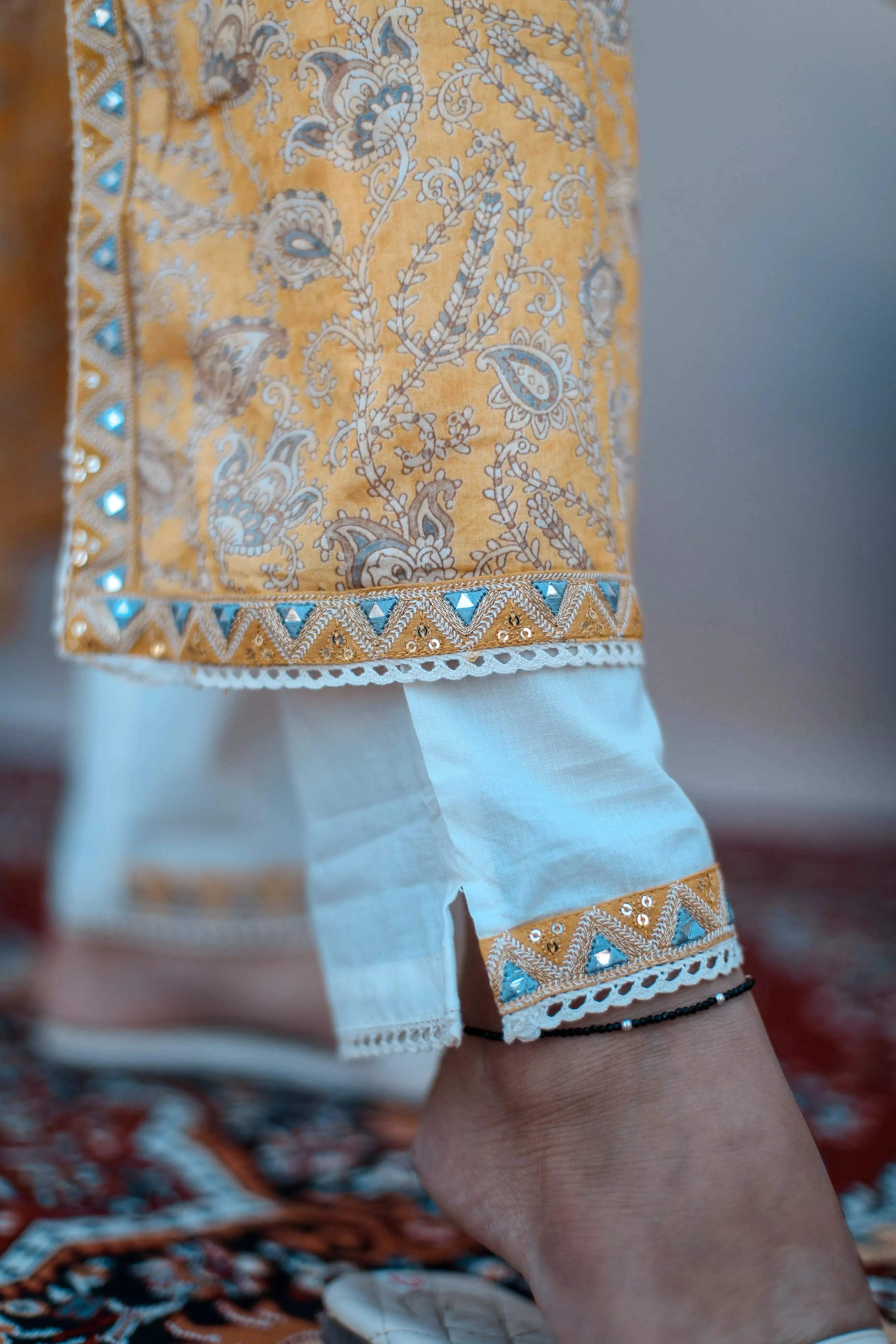 मलमल - Nayra Cut Kurta & Dupatta Set - Redefining Elegance - M'Foks