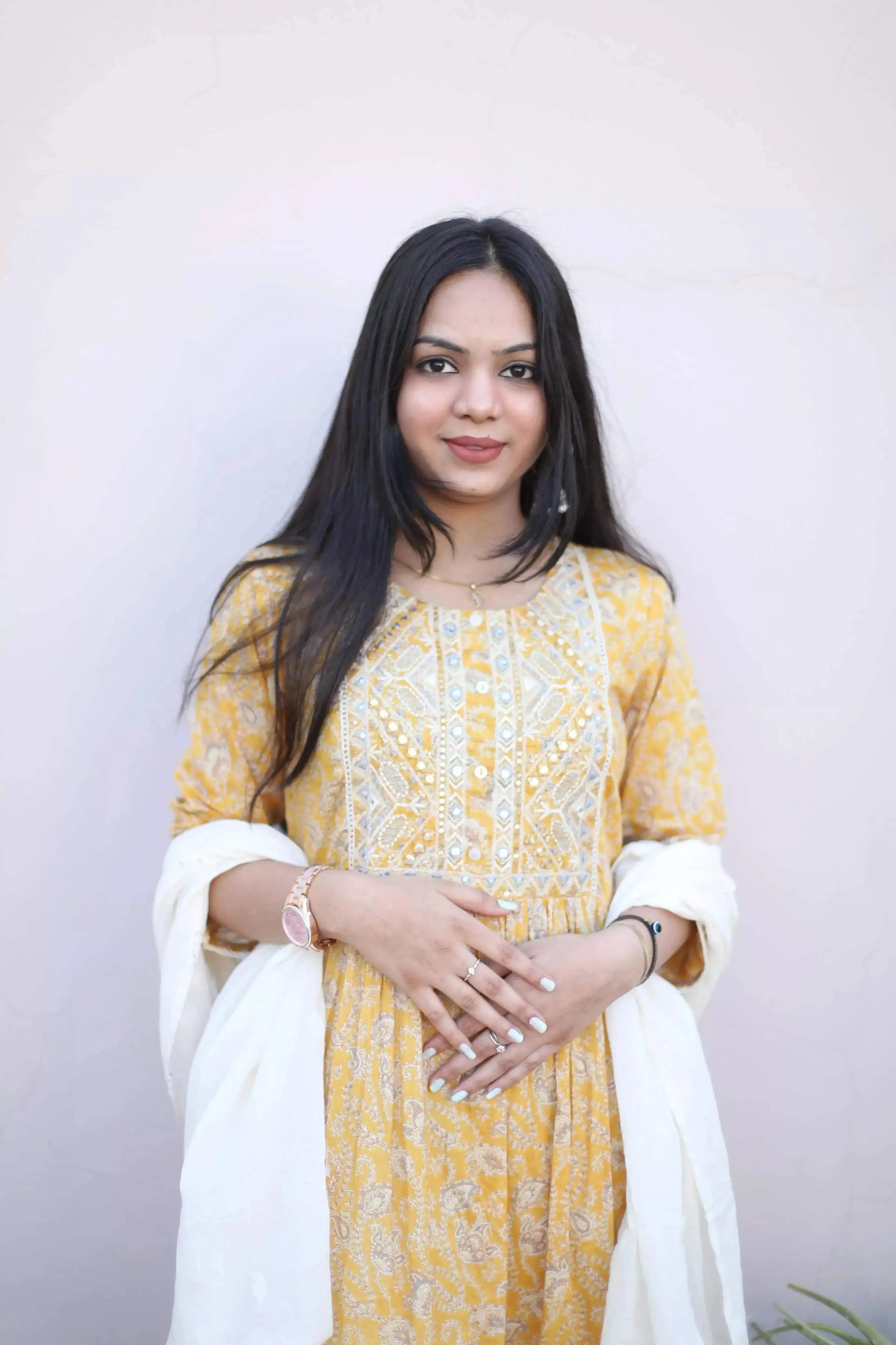 मलमल - Nayra Cut Kurta & Dupatta Set - Redefining Elegance - M'Foks