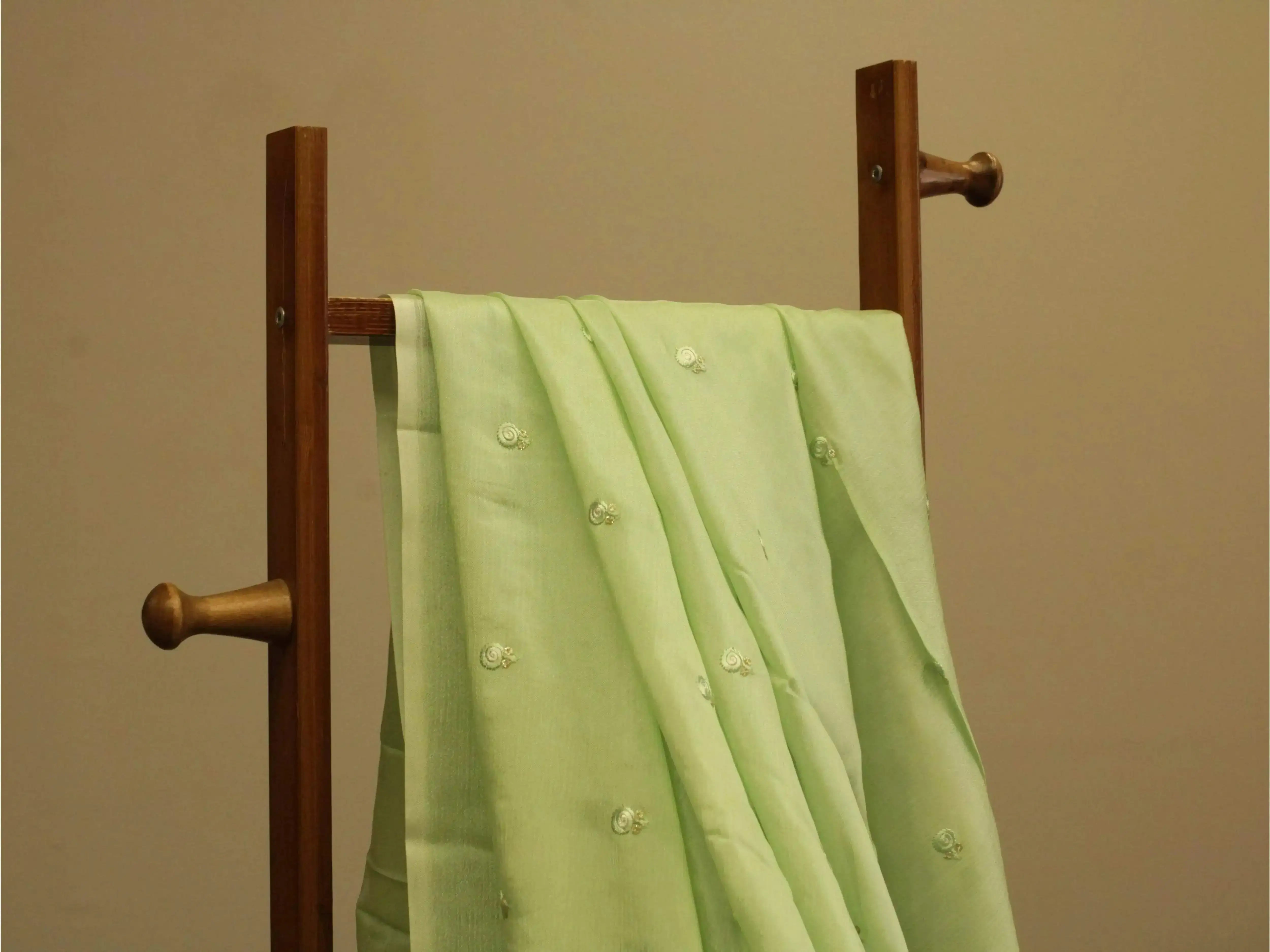 Pure Chinon Minimal Buti Work Fabric - Pista Green - M'Foks