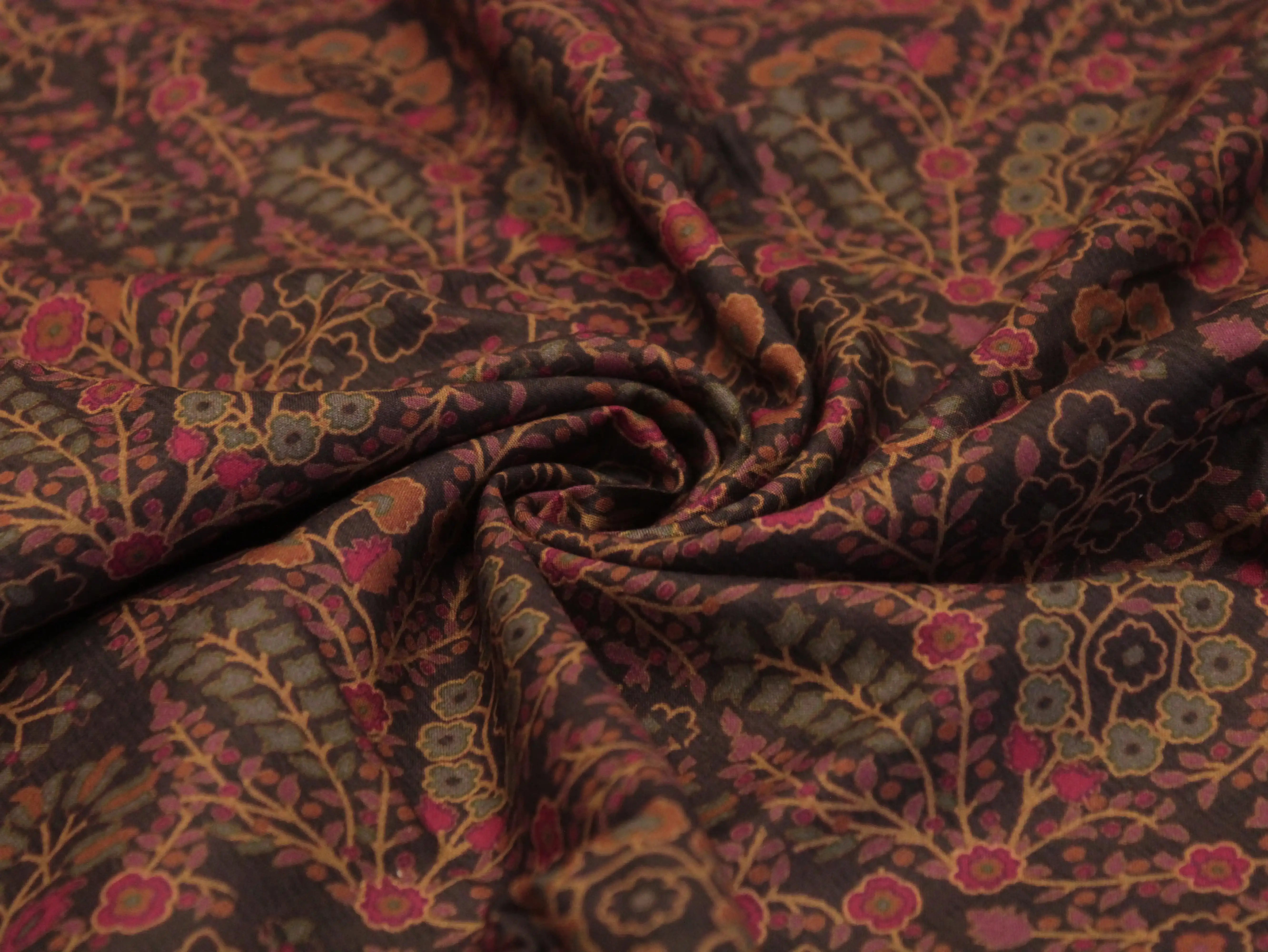 Premium Digital Printed Microfiber Cotton Lawn Fabric