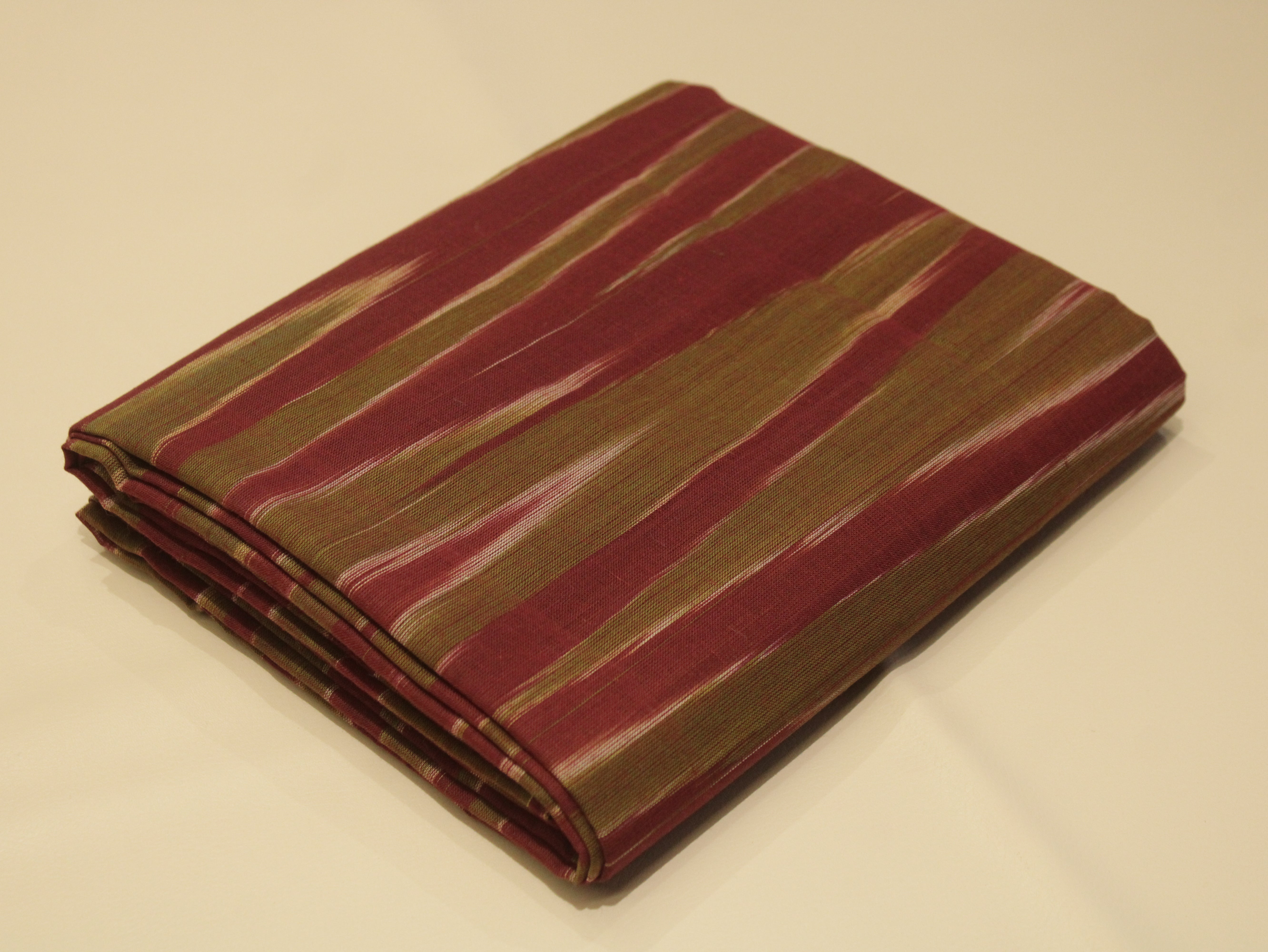 Mfoks : Handloom Pure Cotton Woven Fabric - Maroon