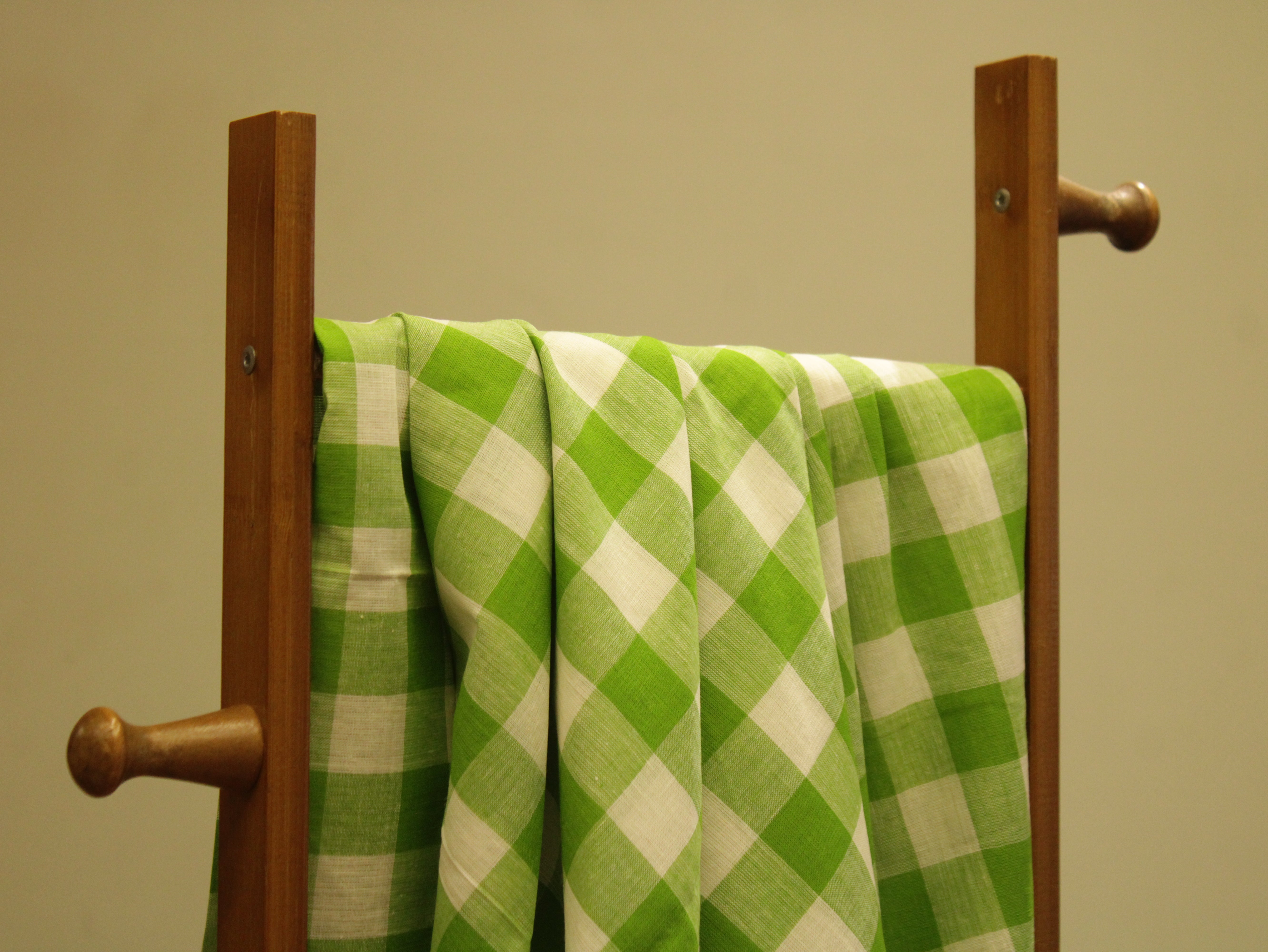 Checked Handloom Pure Cotton Woven Fabric