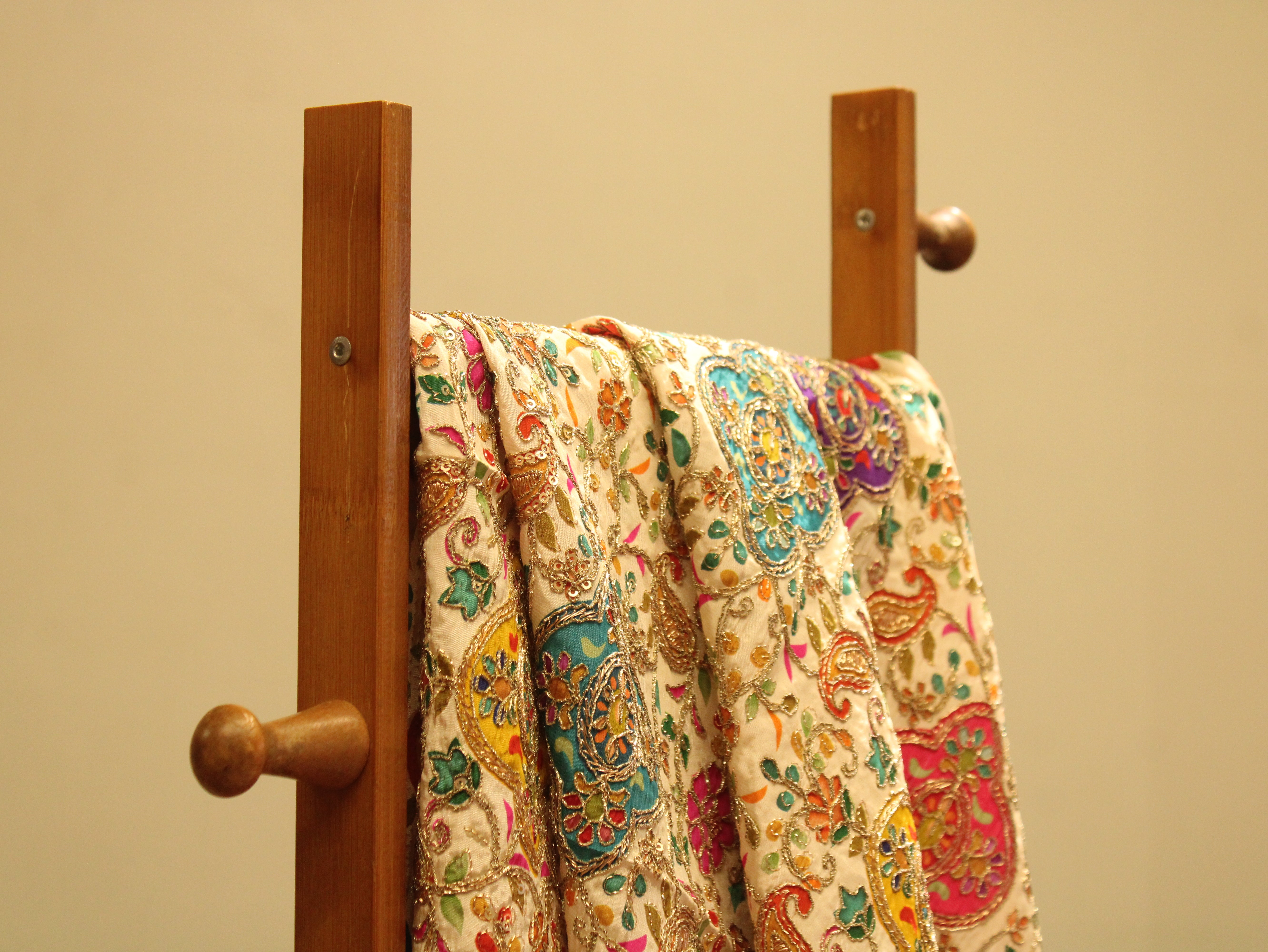 POSH : Premium Coding Work Natural Crepe Fabric