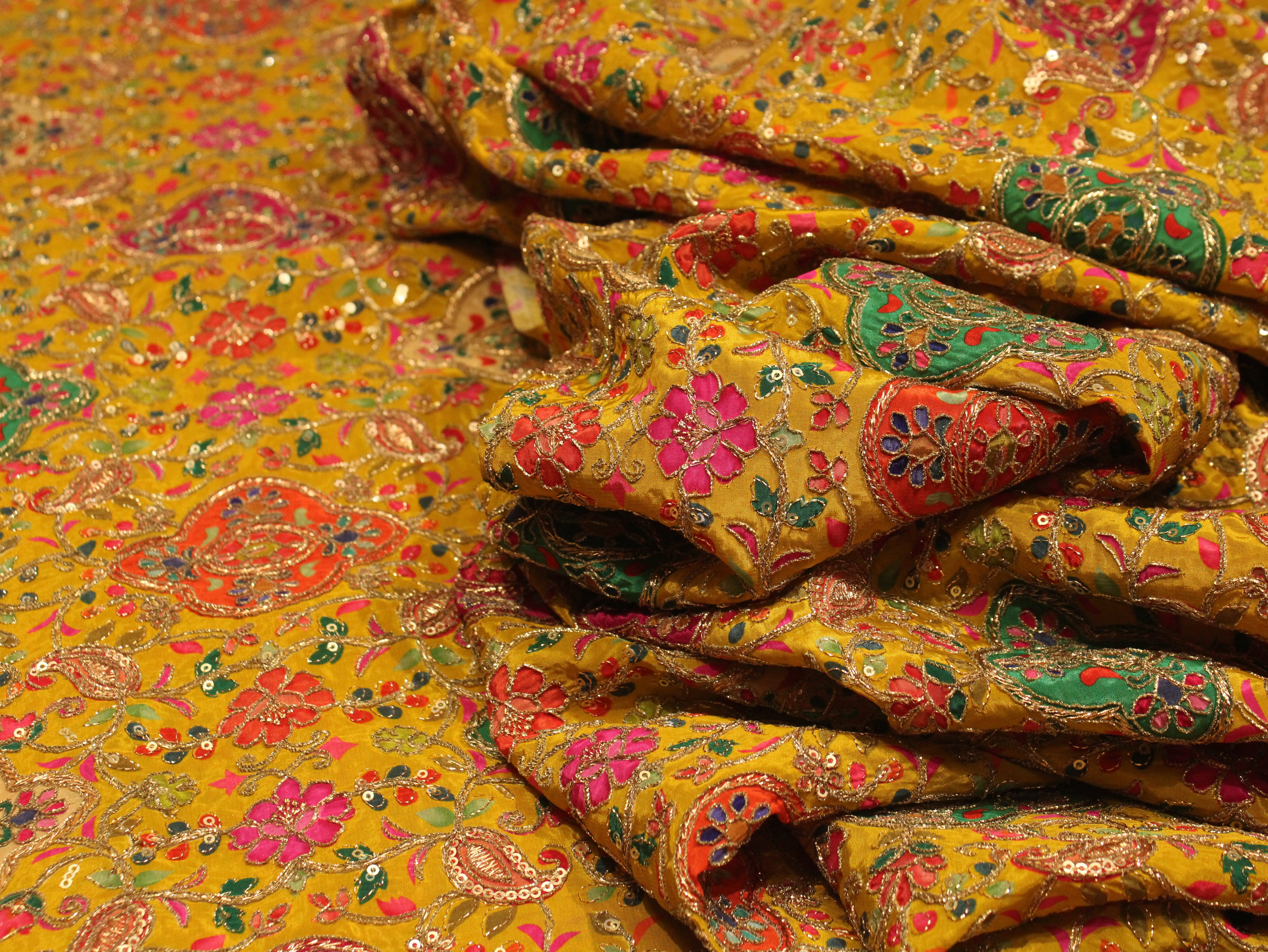 POSH : Premium Coding Work Natural Crepe Fabric