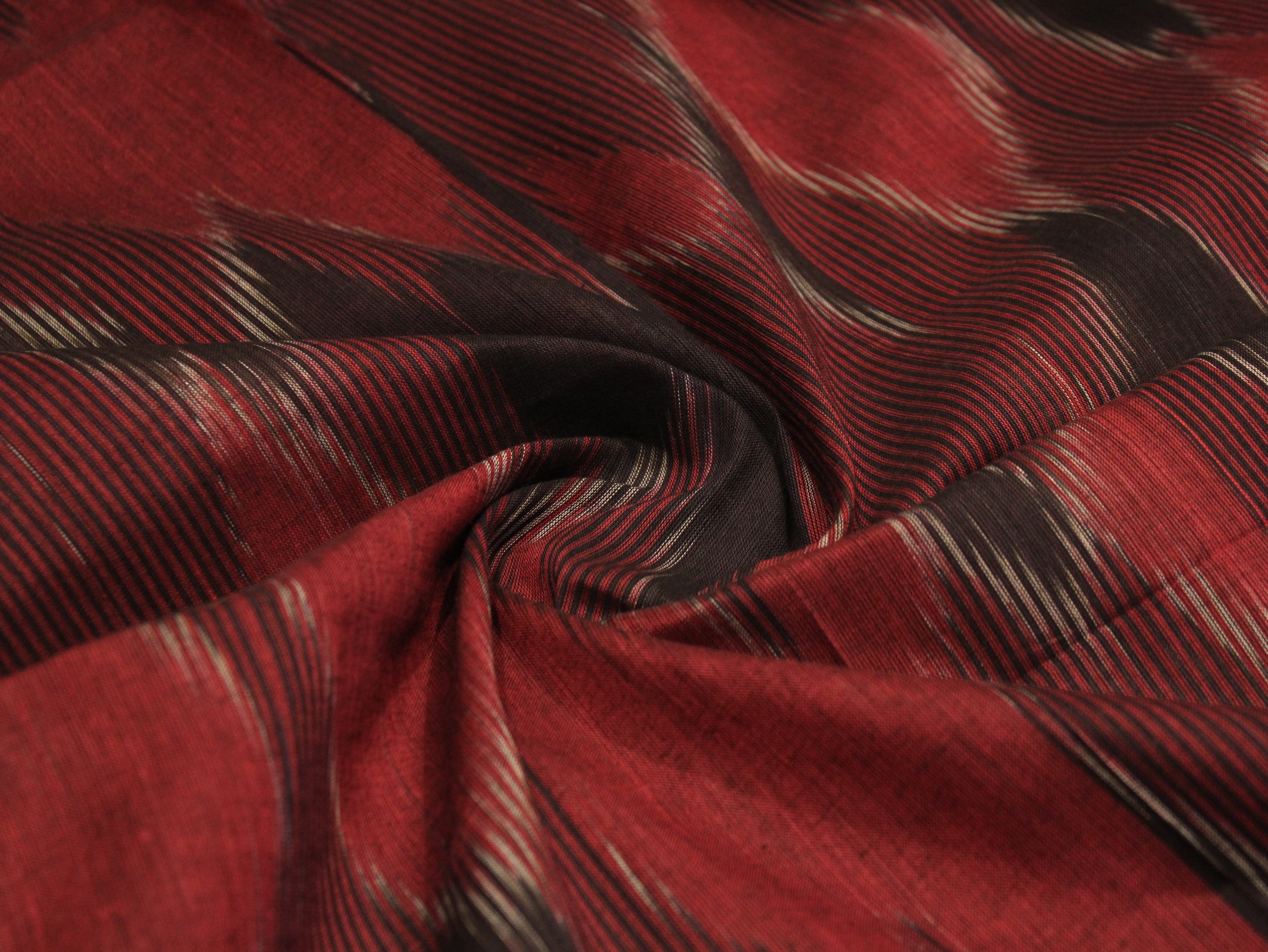 Mfoks : Handloom Pure Cotton Woven Fabric - Black & Maroon