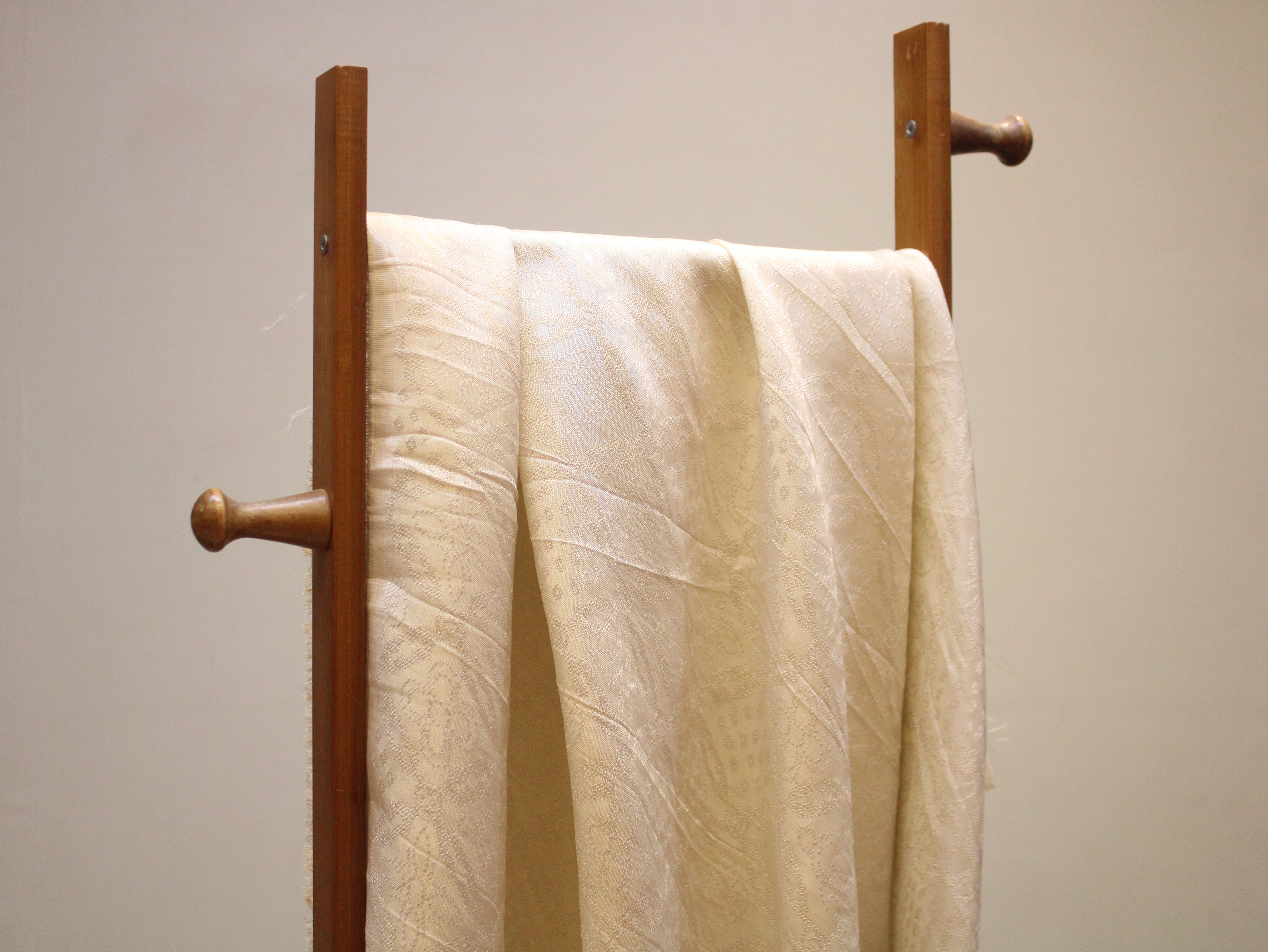 Premium Jacquard Tissue Fabric