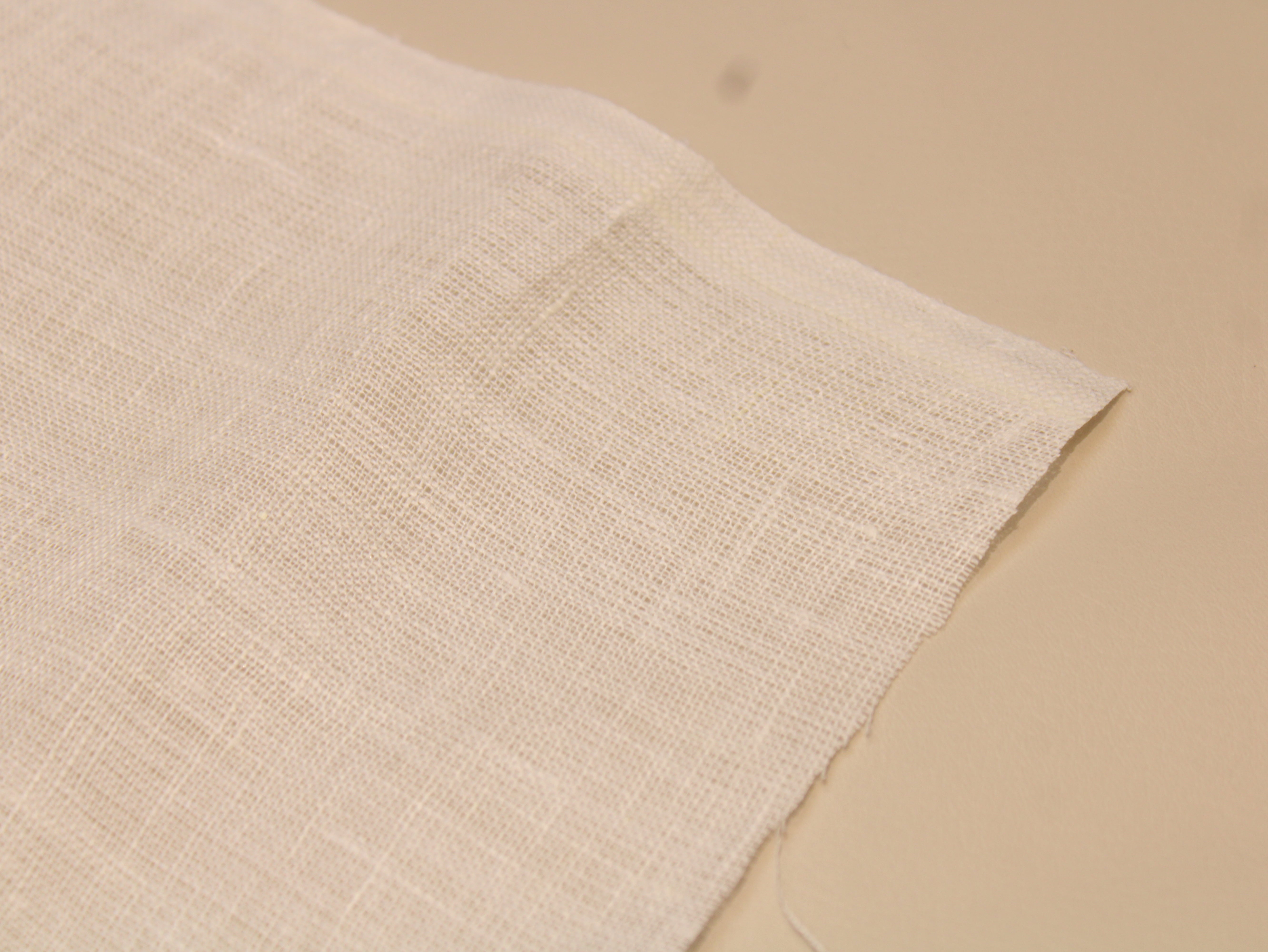 Plain White Dyeable Pure Cotton Linen Fabric – 40×40 Count