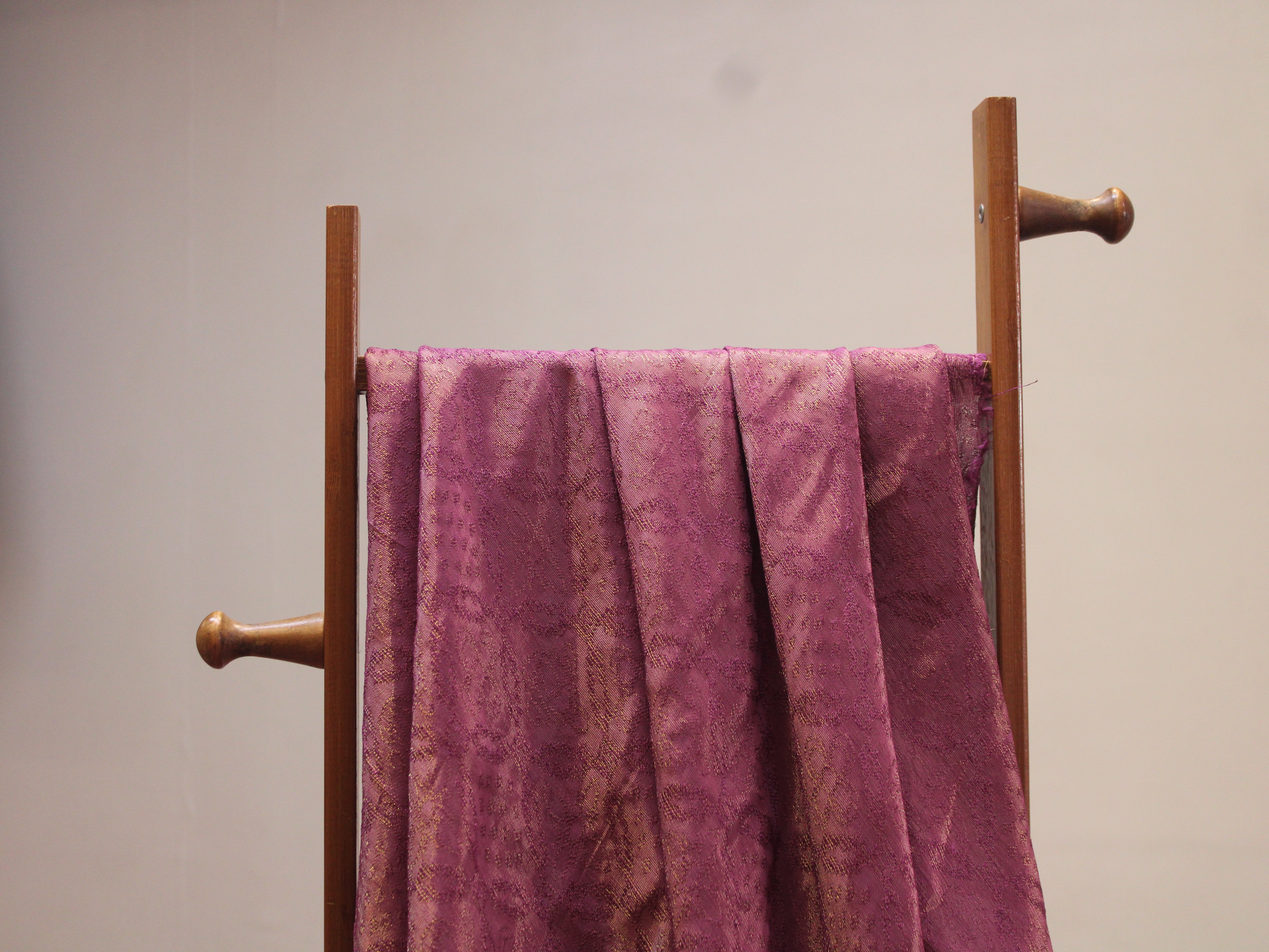 Tissue Self-Woven Jacquard Fabric - Onion