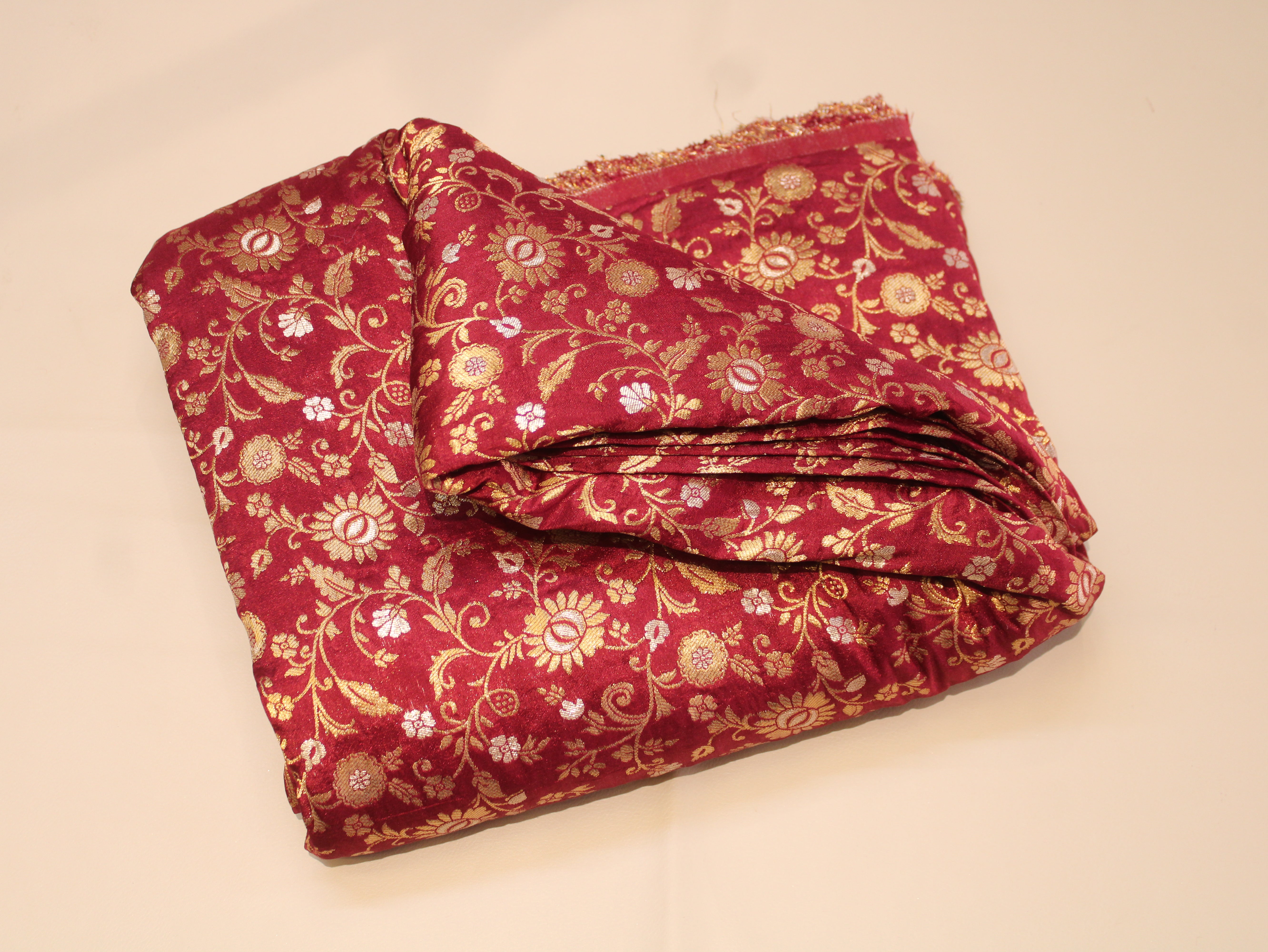 Banarasi Brocade Fabric Dual Tone Zari Floral Jacquard - Maroon