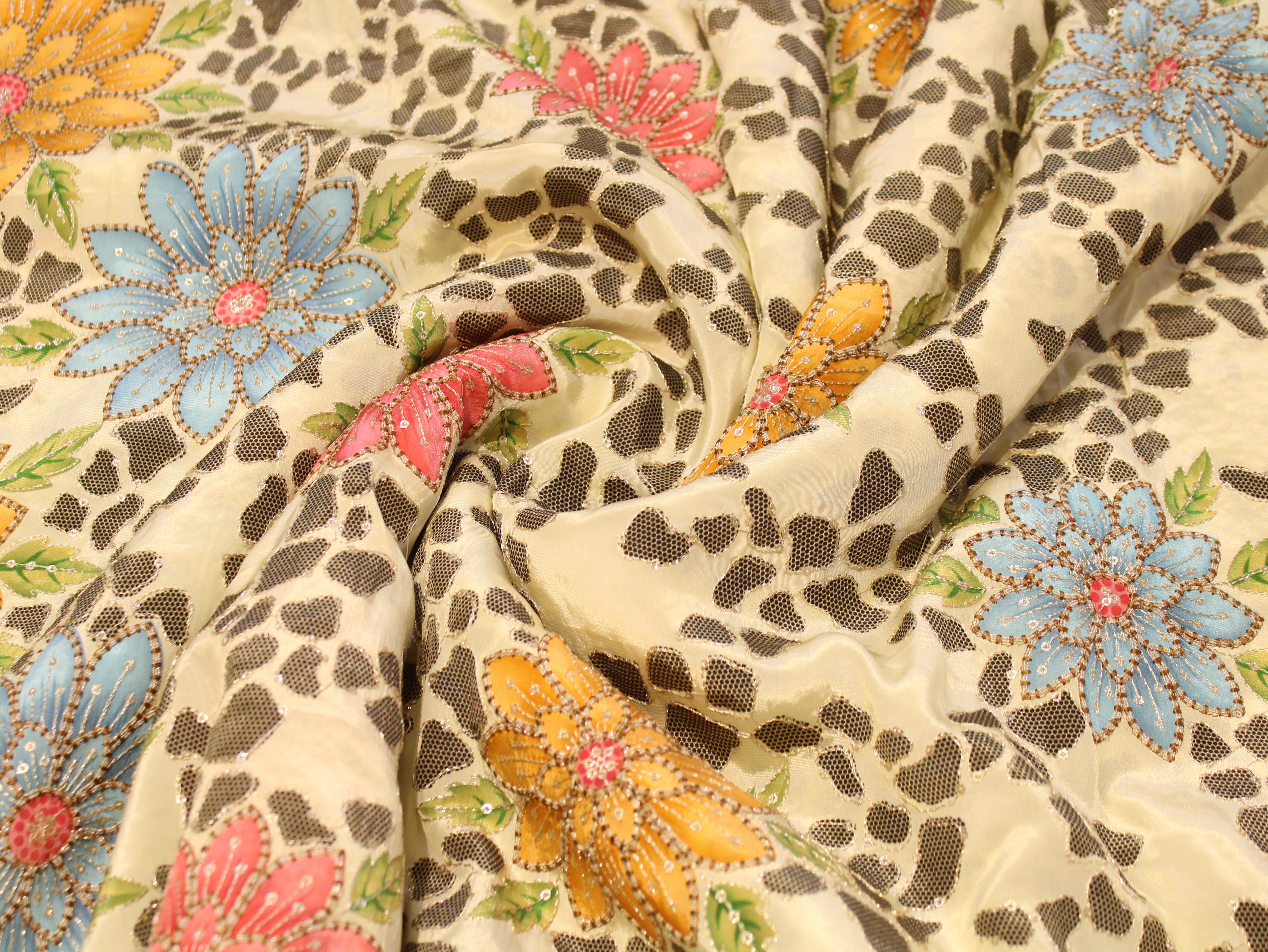 Natural Crepe Position Print Floral Fabric | Cream | 52 Inch