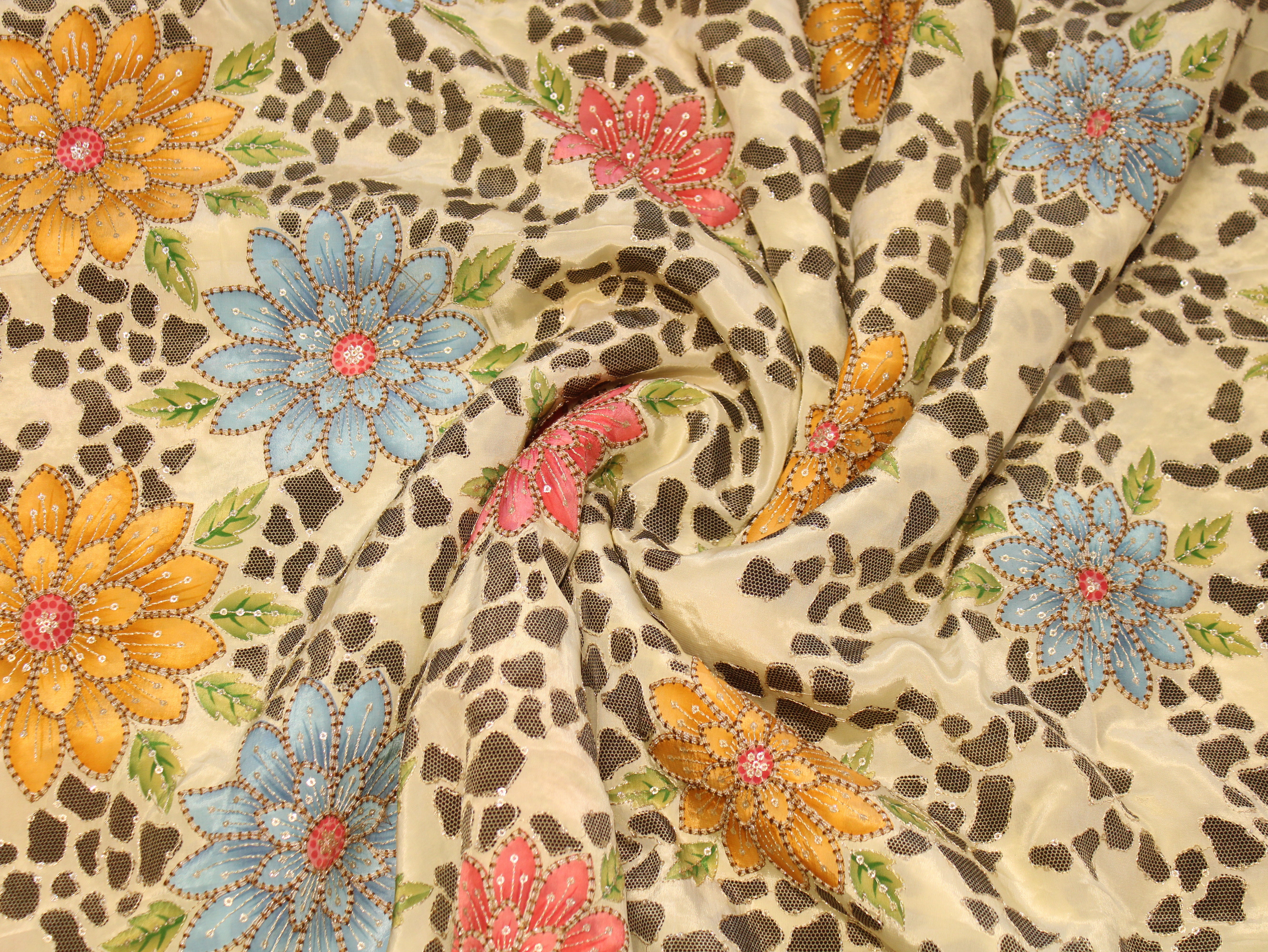 Natural Crepe Position Print Floral Fabric | Cream | 52 Inch