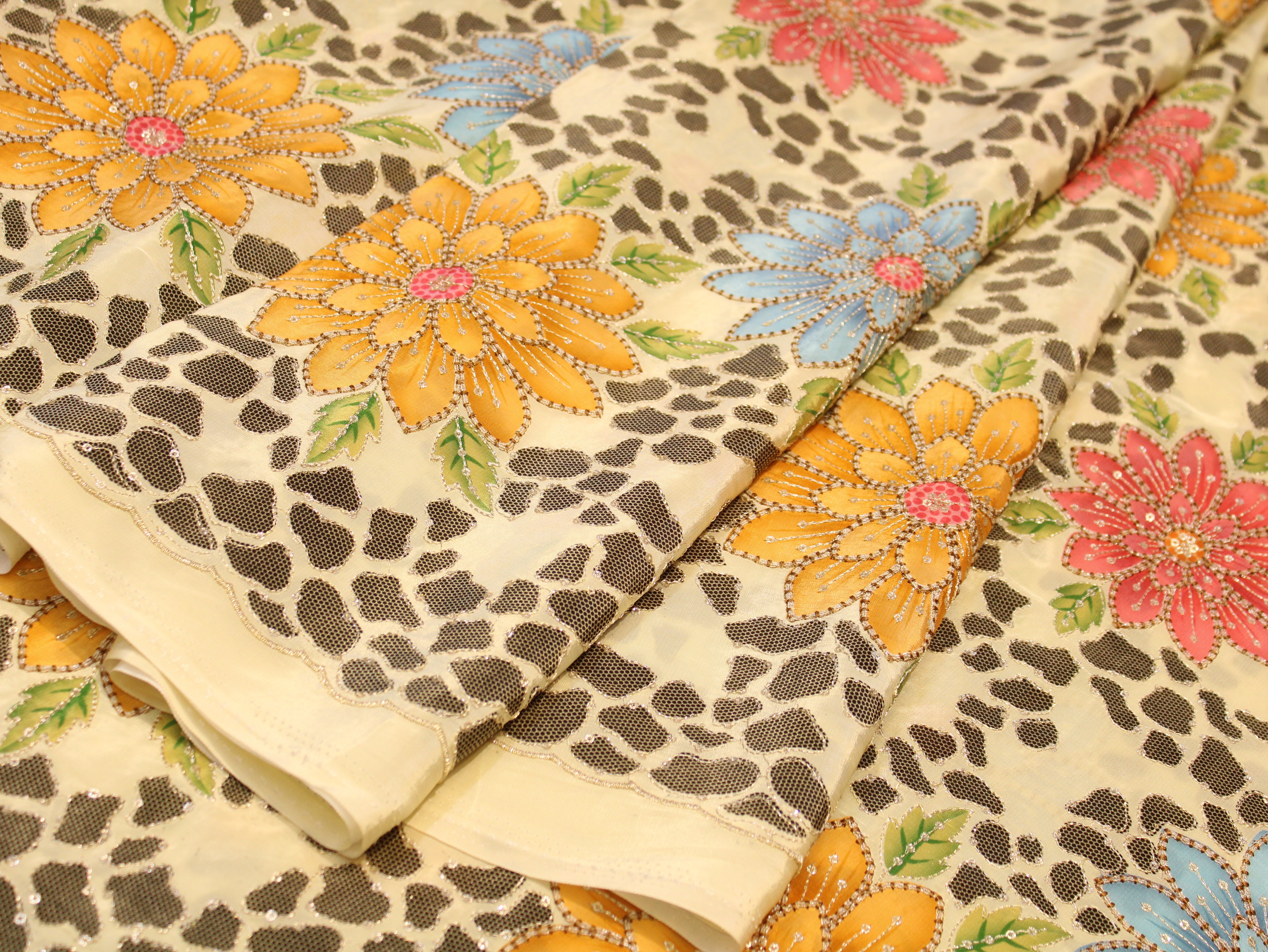Natural Crepe Position Print Floral Fabric | Cream | 52 Inch