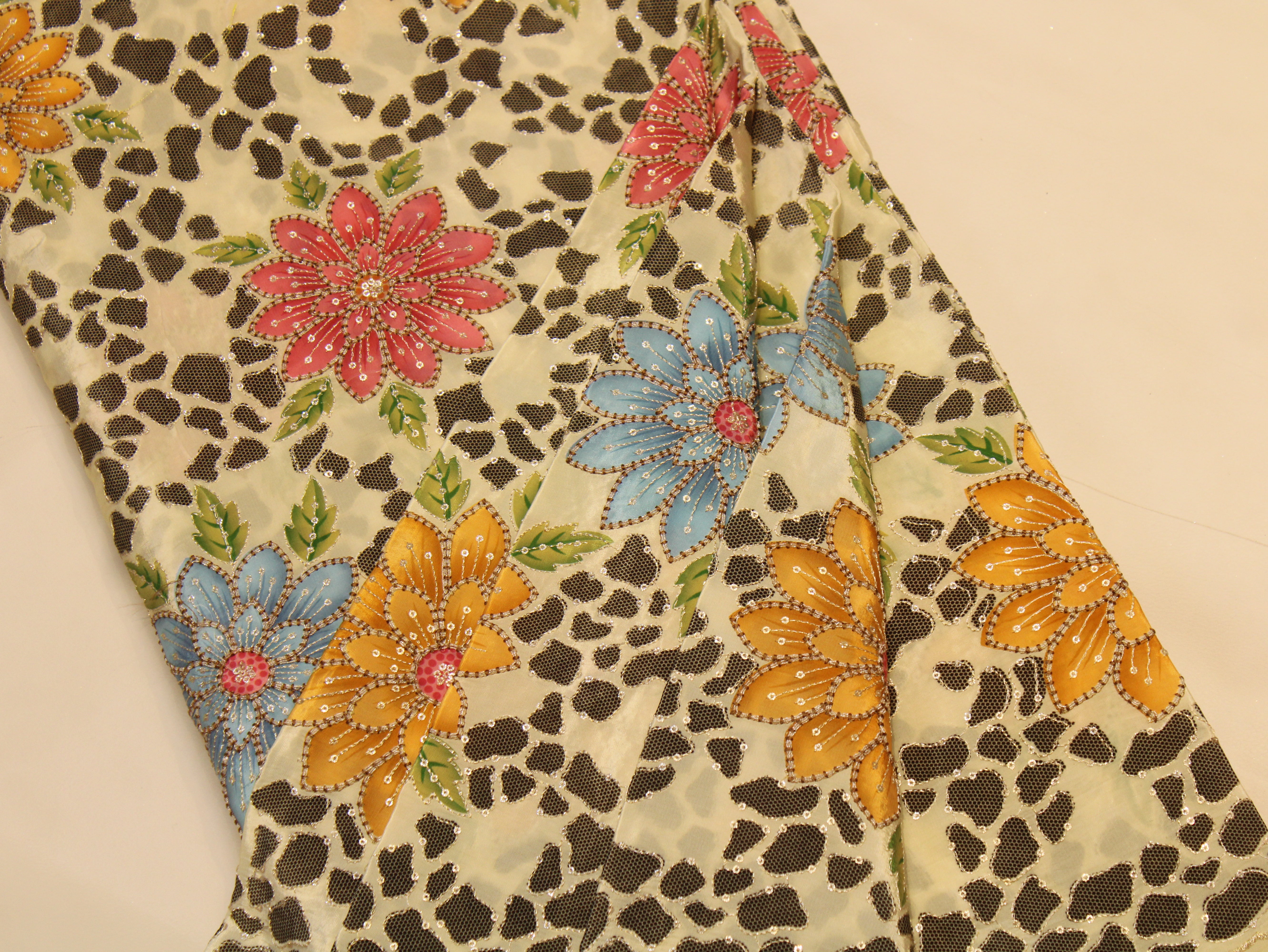 Natural Crepe Position Print Floral Fabric | Cream | 52 Inch